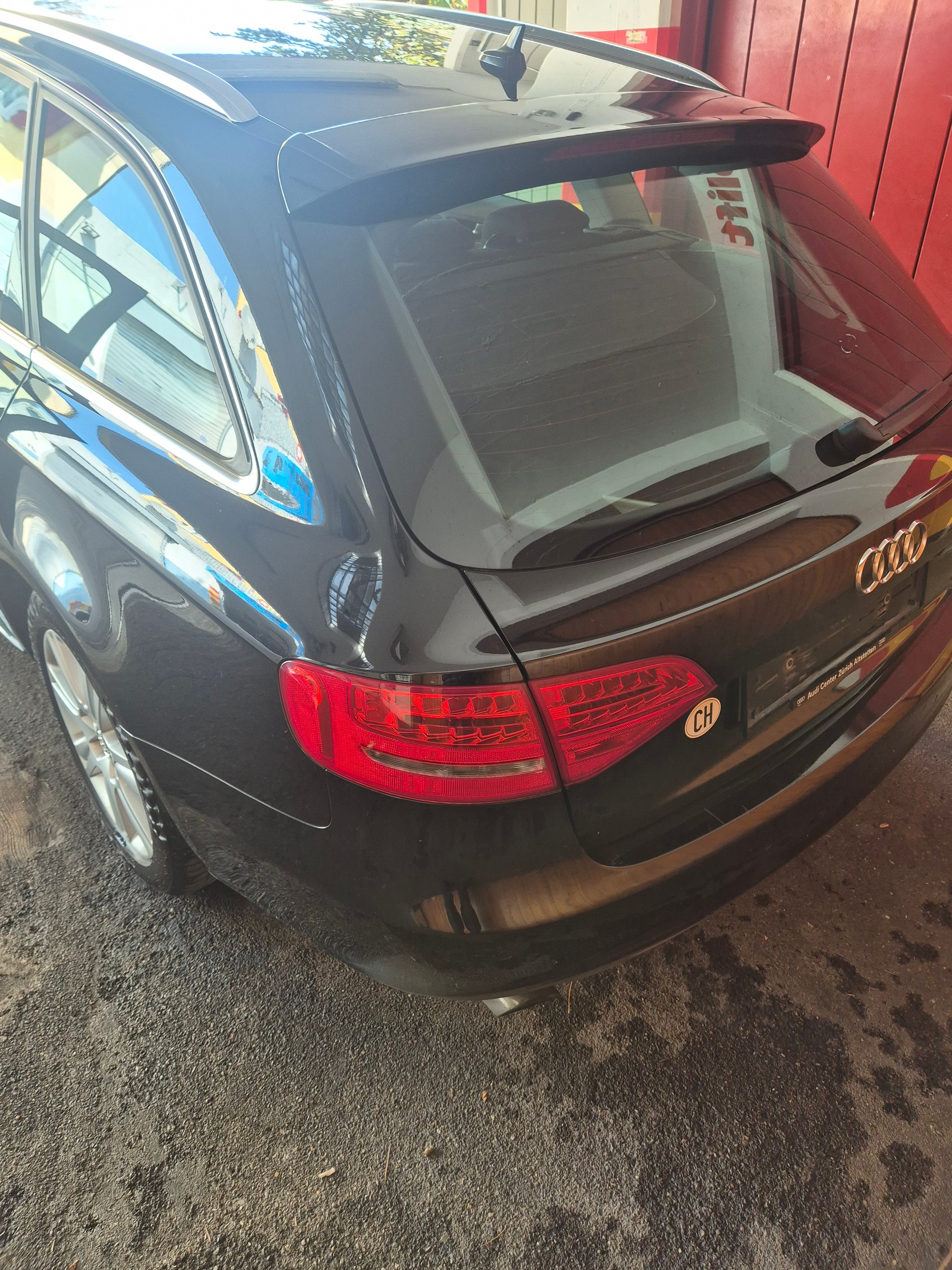 AUDI A4 Avant 2.0 TFSI quattro S-tronic-image-1