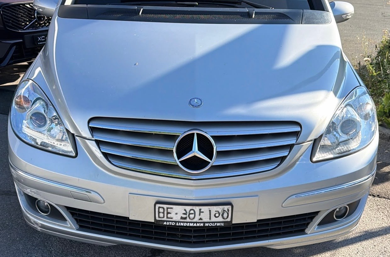 MERCEDES-BENZ B 170-showroom-element-2