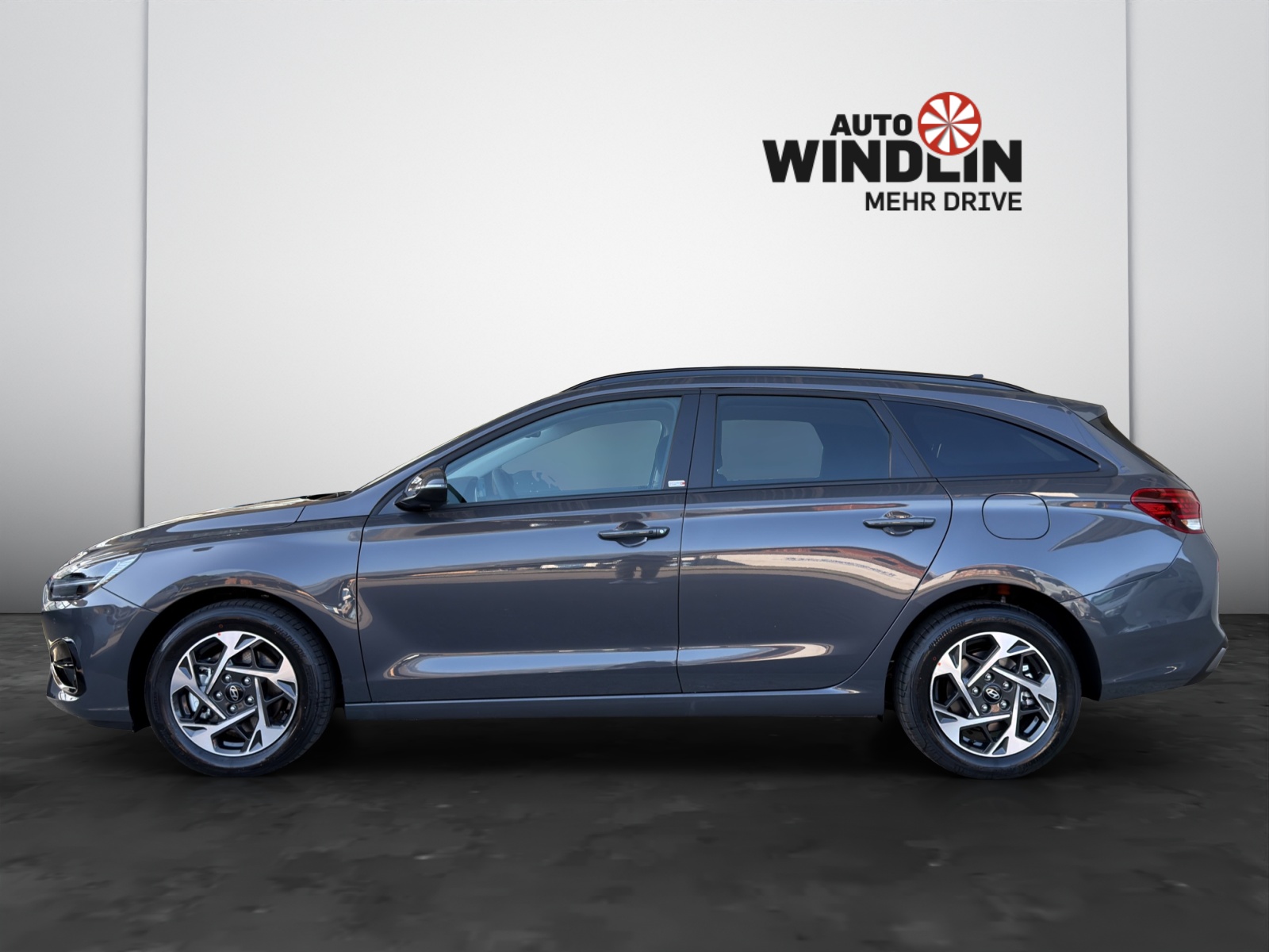 HYUNDAI i30 Wagon 1.6 T-GDi Amplia-showroom-element-3
