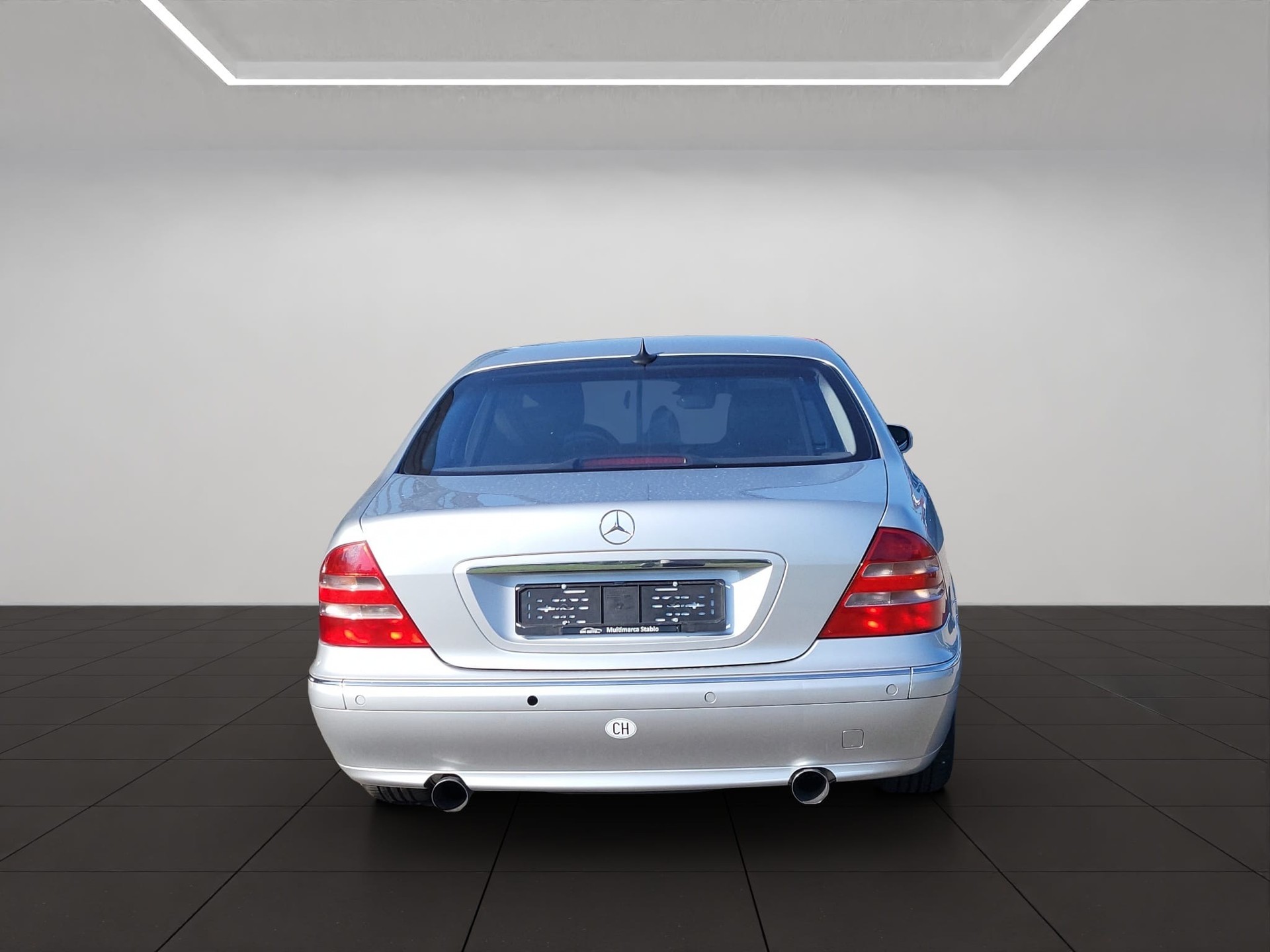 MERCEDES-BENZ S 500-showroom-element-2