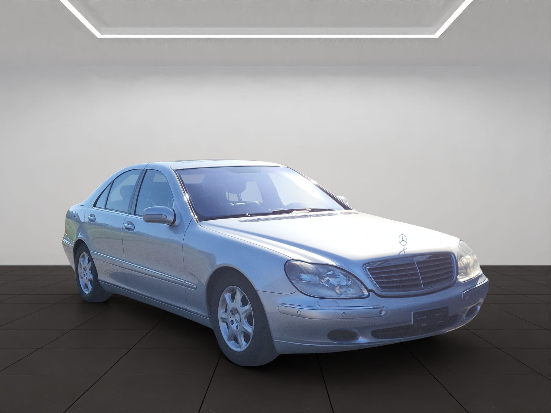 MERCEDES-BENZ S 500