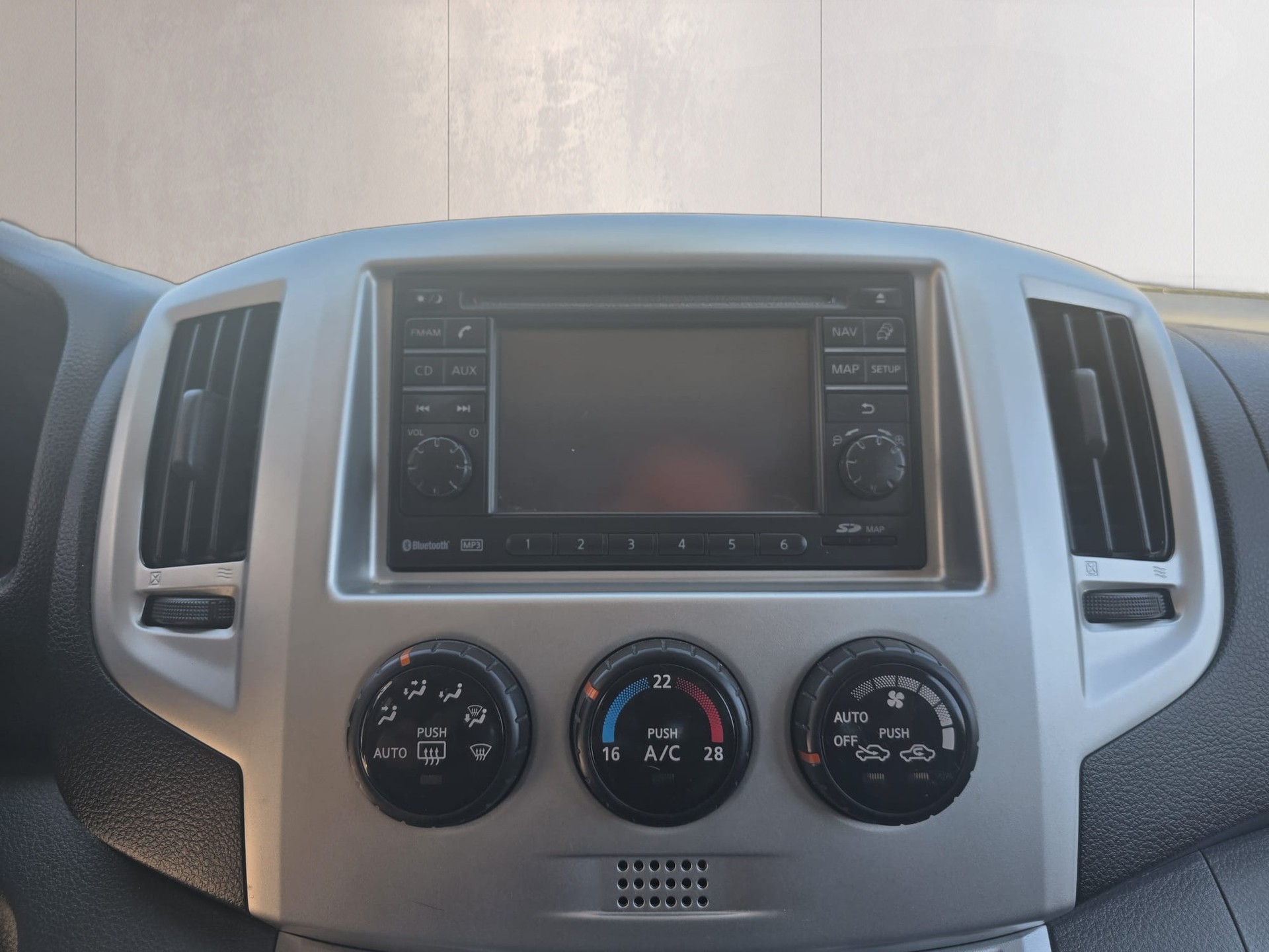 NISSAN NV200 1.5 dCi 110 Evalia Tekna-image-12