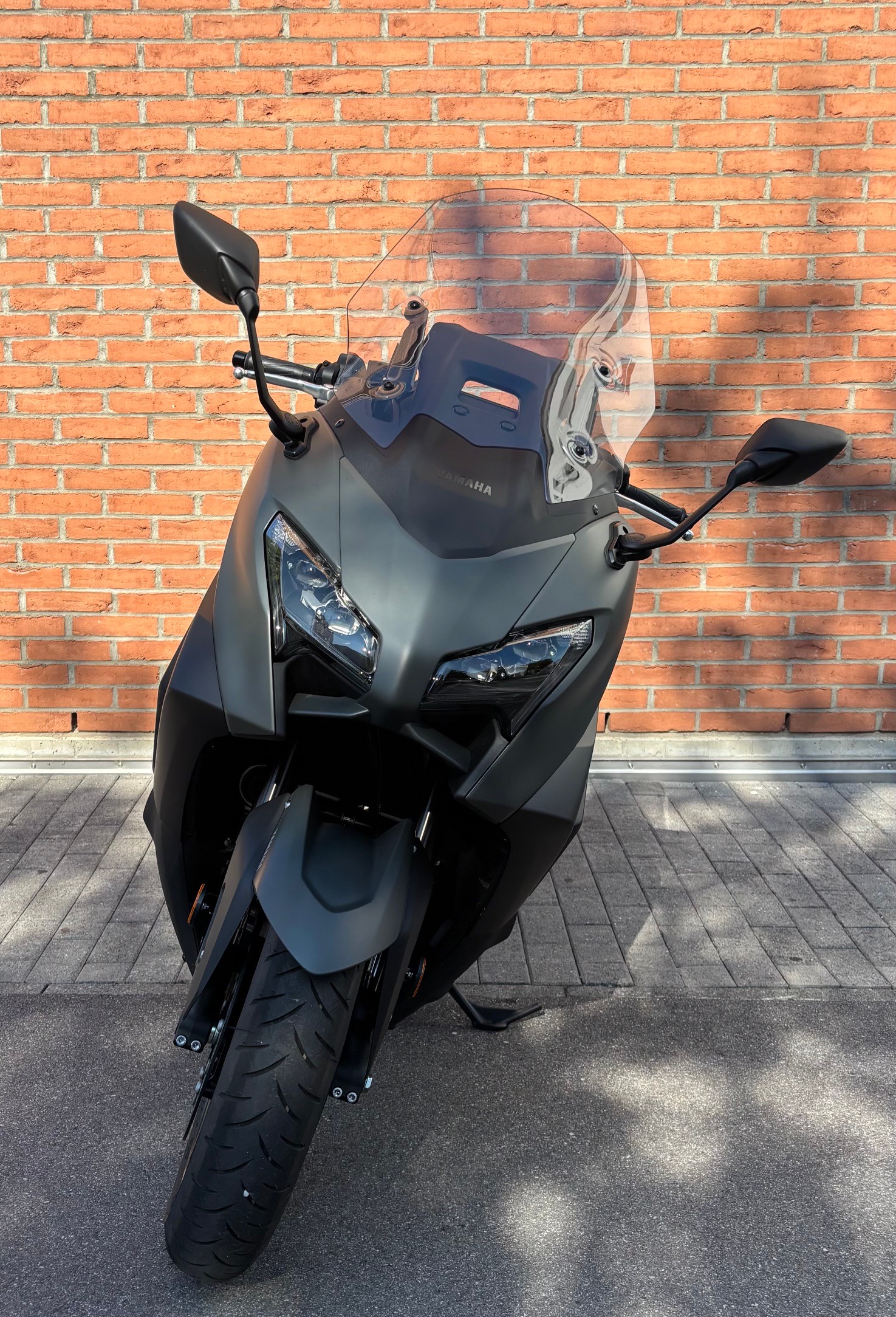 YAMAHA T-Max 560-image-2