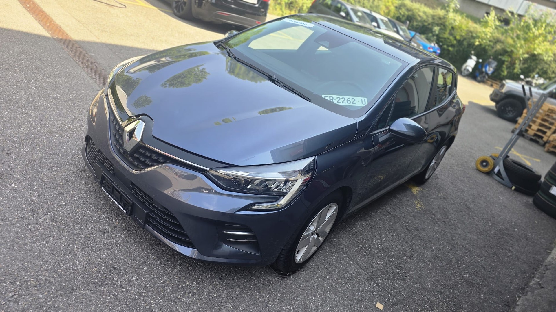 RENAULT Clio 1.6 E-Tech Hybrid Intens premium , navi, PDC; ACC, 8 pneus