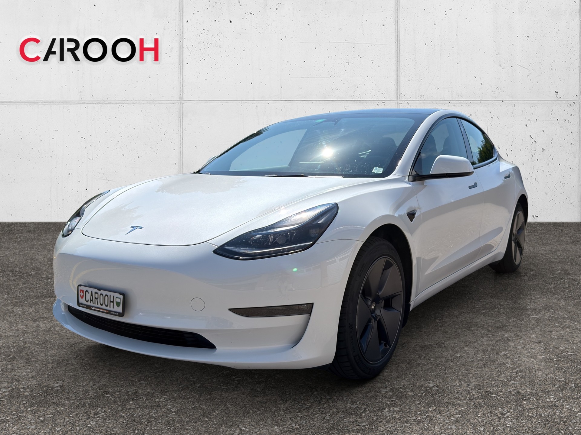 TESLA Model 3-showroom-element-2