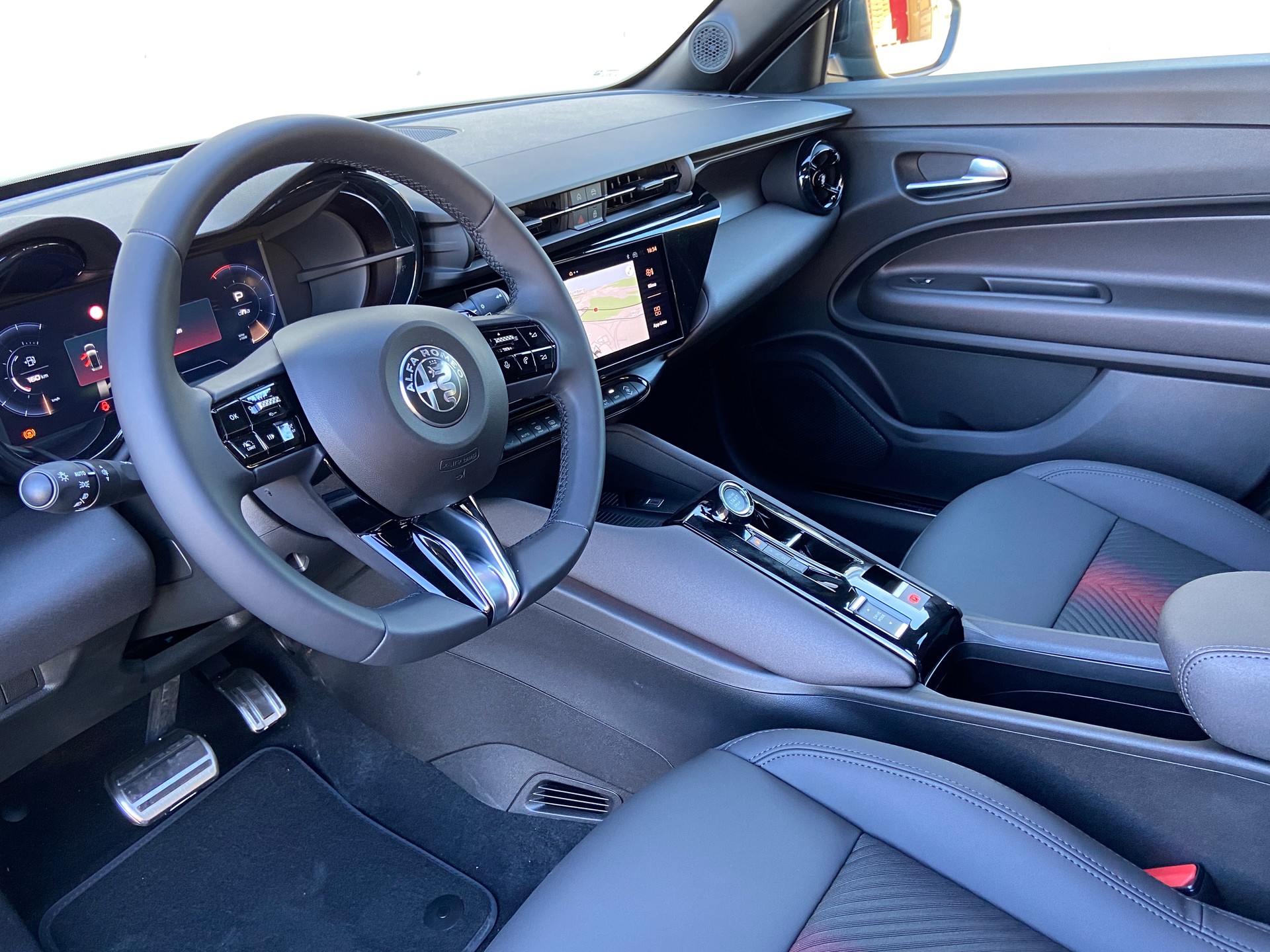 ALFA ROMEO ALFA ROMEO Junior 1.2 48V Hybrid TI Tech MY26-image-4