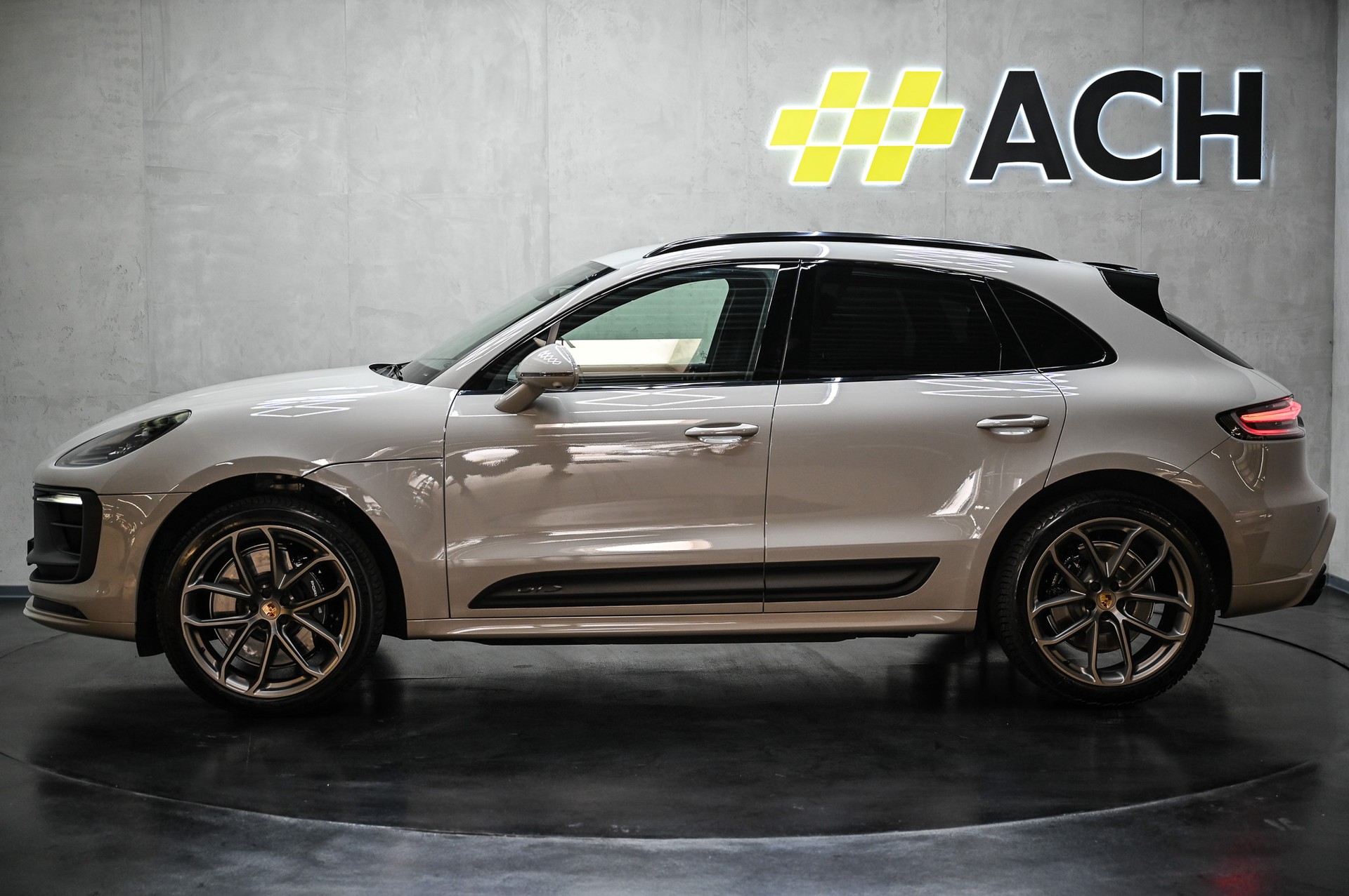 PORSCHE Macan 2.9 V6 GTS-image-4