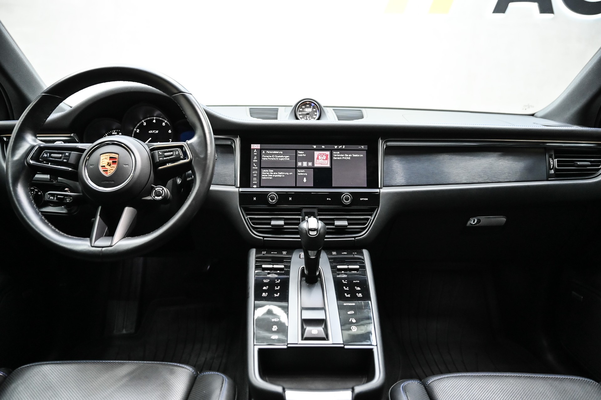 PORSCHE Macan 2.9 V6 GTS-image-19