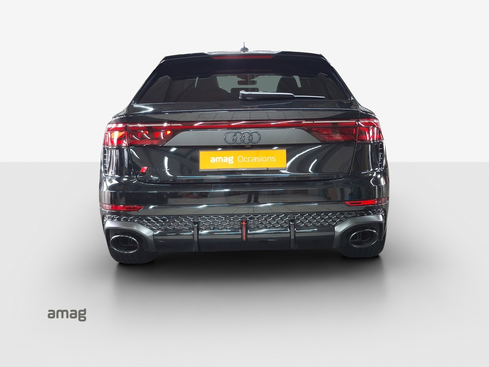 AUDI RSQ8 performance quattro-showroom-element-3
