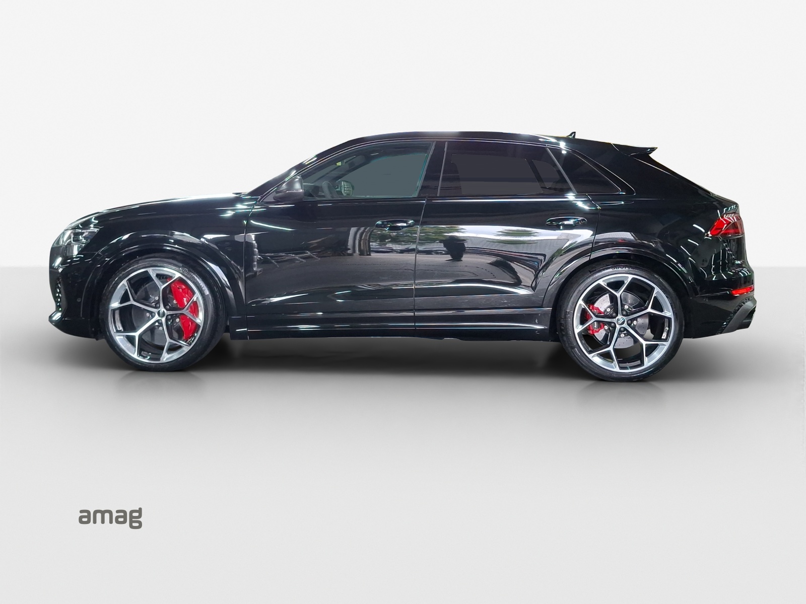 AUDI RSQ8 performance quattro-showroom-element-1