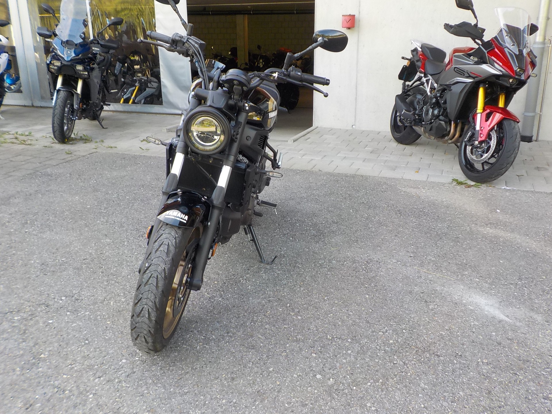 YAMAHA XSR 700-image-2