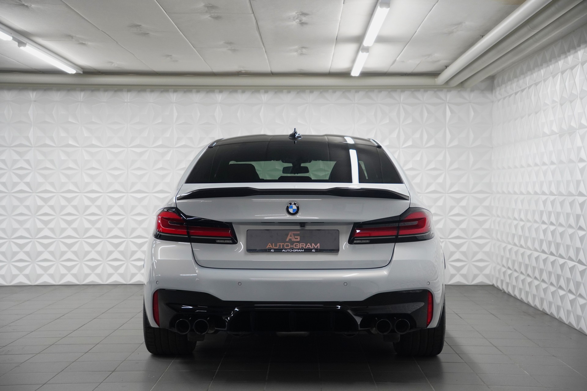 BMW Bmw M5 xDrive Competition Drivelogic-showroom-element-3