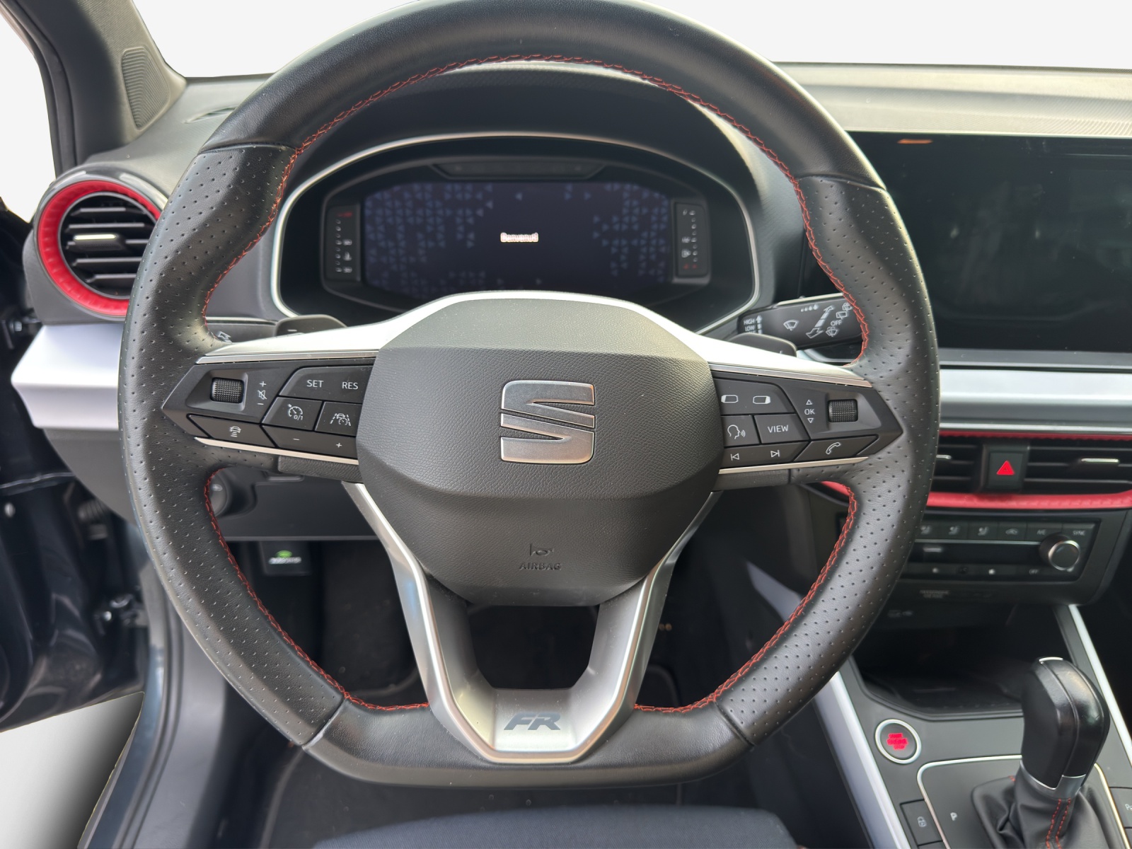 SEAT Arona 1.0 TSI Eco Hola FR DSG-image-9