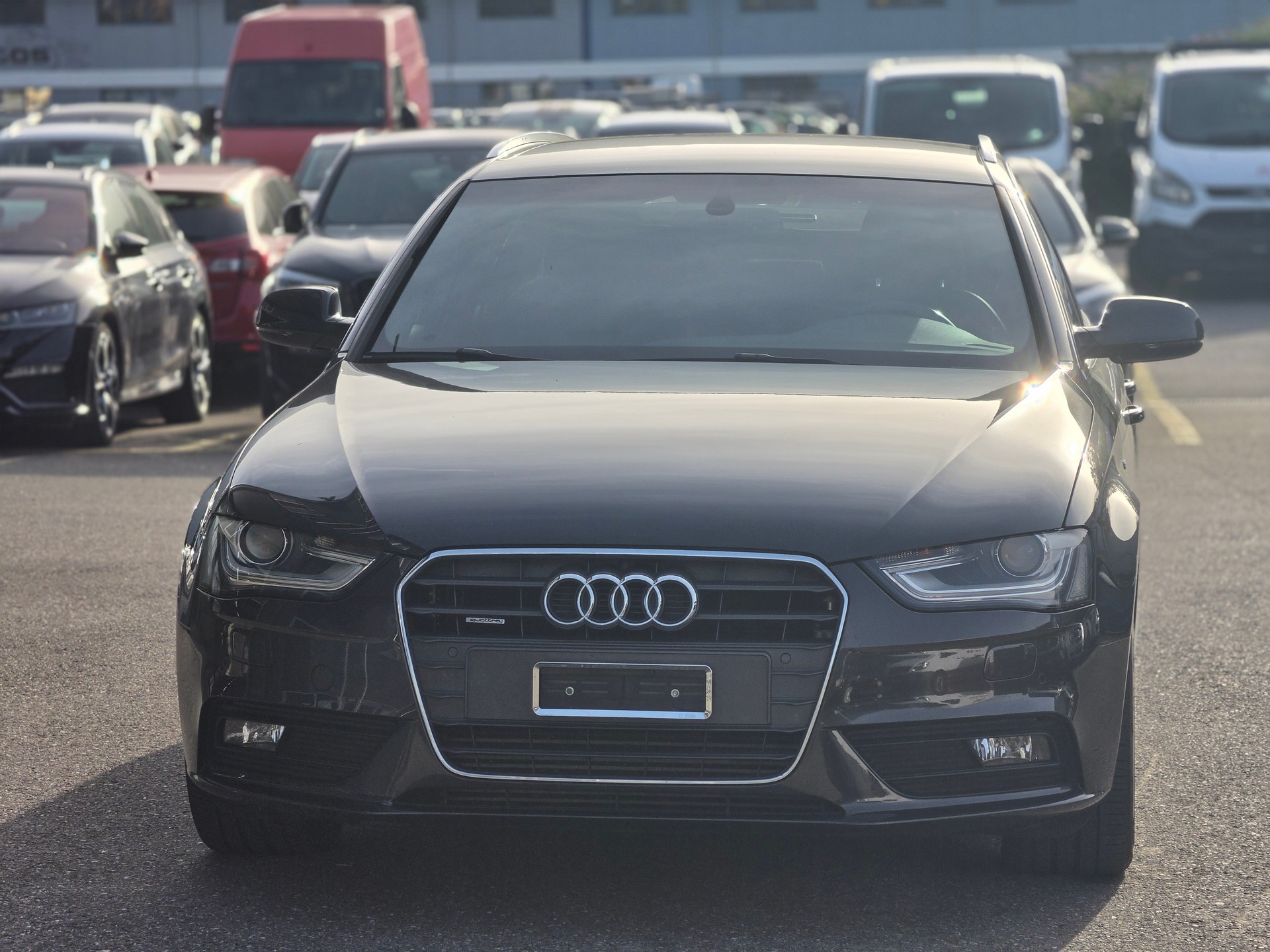 AUDI A4 Avant 1.8 TFSI quattro-showroom-element-1