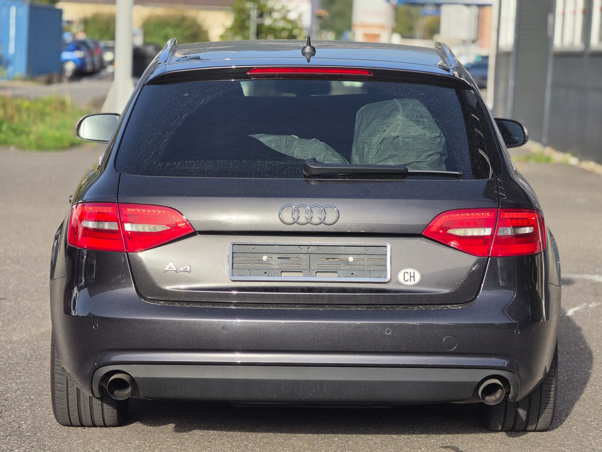 AUDI A4 Avant 1.8 TFSI quattro-showroom-element-3
