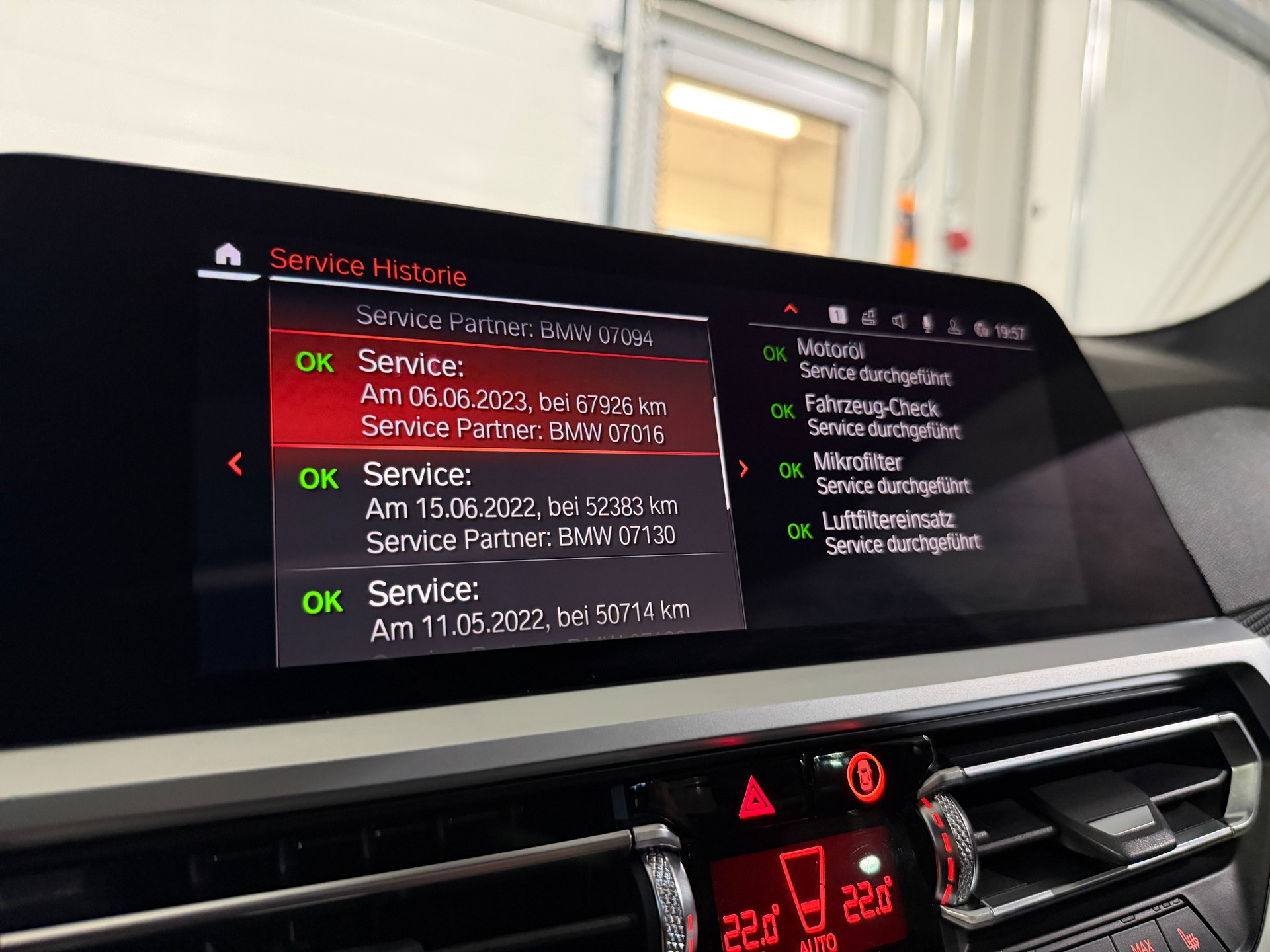 BMW 330d xDrive Steptronic M Sport (CH)-image-10