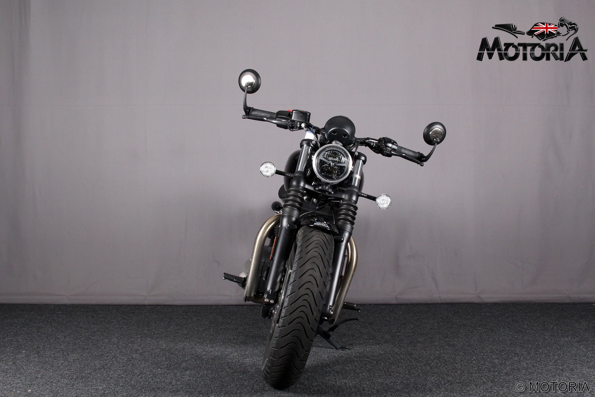 TRIUMPH Bonneville 1200 Bobber (MY26) 35kW-image-7