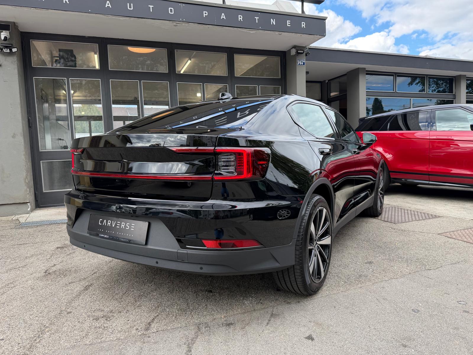 POLESTAR 2 Long Range Dual Motor-showroom-element-3