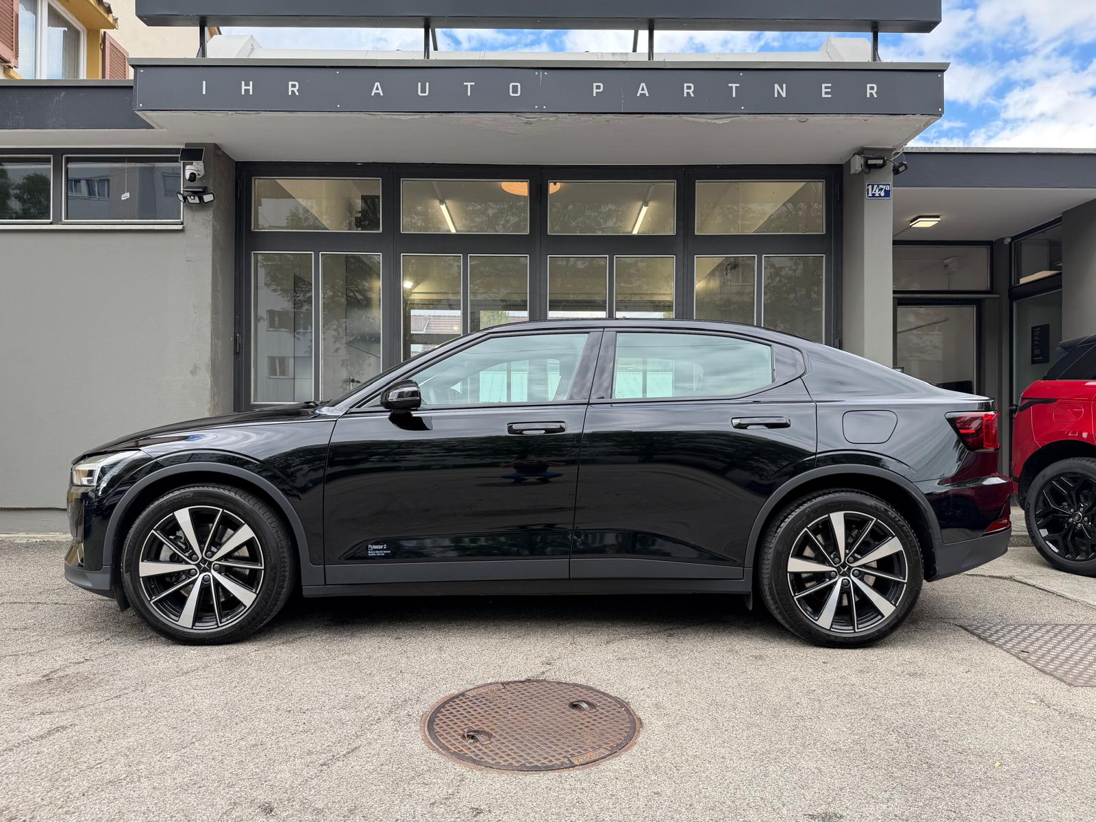 POLESTAR 2 Long Range Dual Motor-showroom-element-2