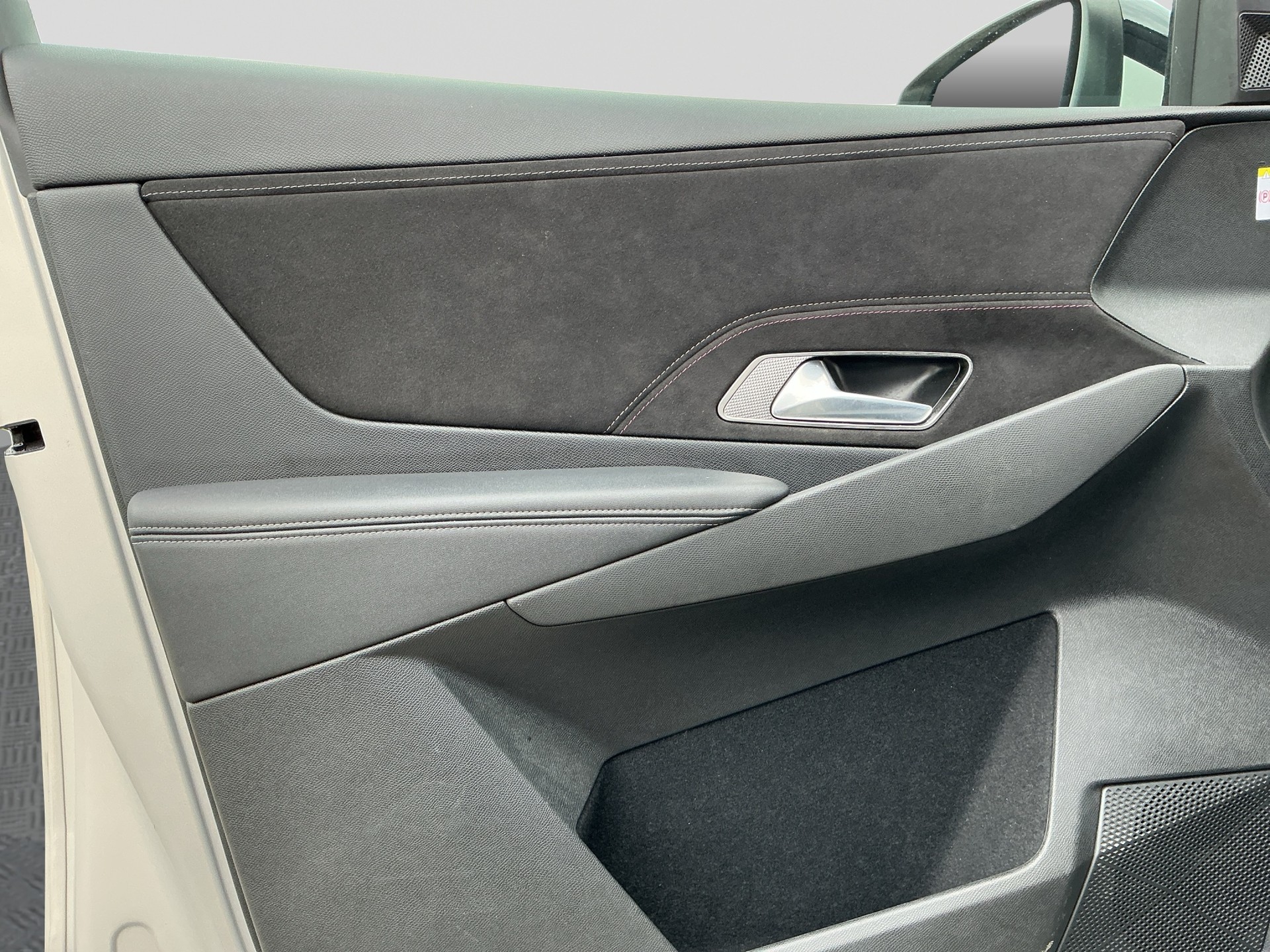 DS AUTOMOBILES DS7 DS 7 Crossback E-Tense 300 4x4 Performance Line +-image-8