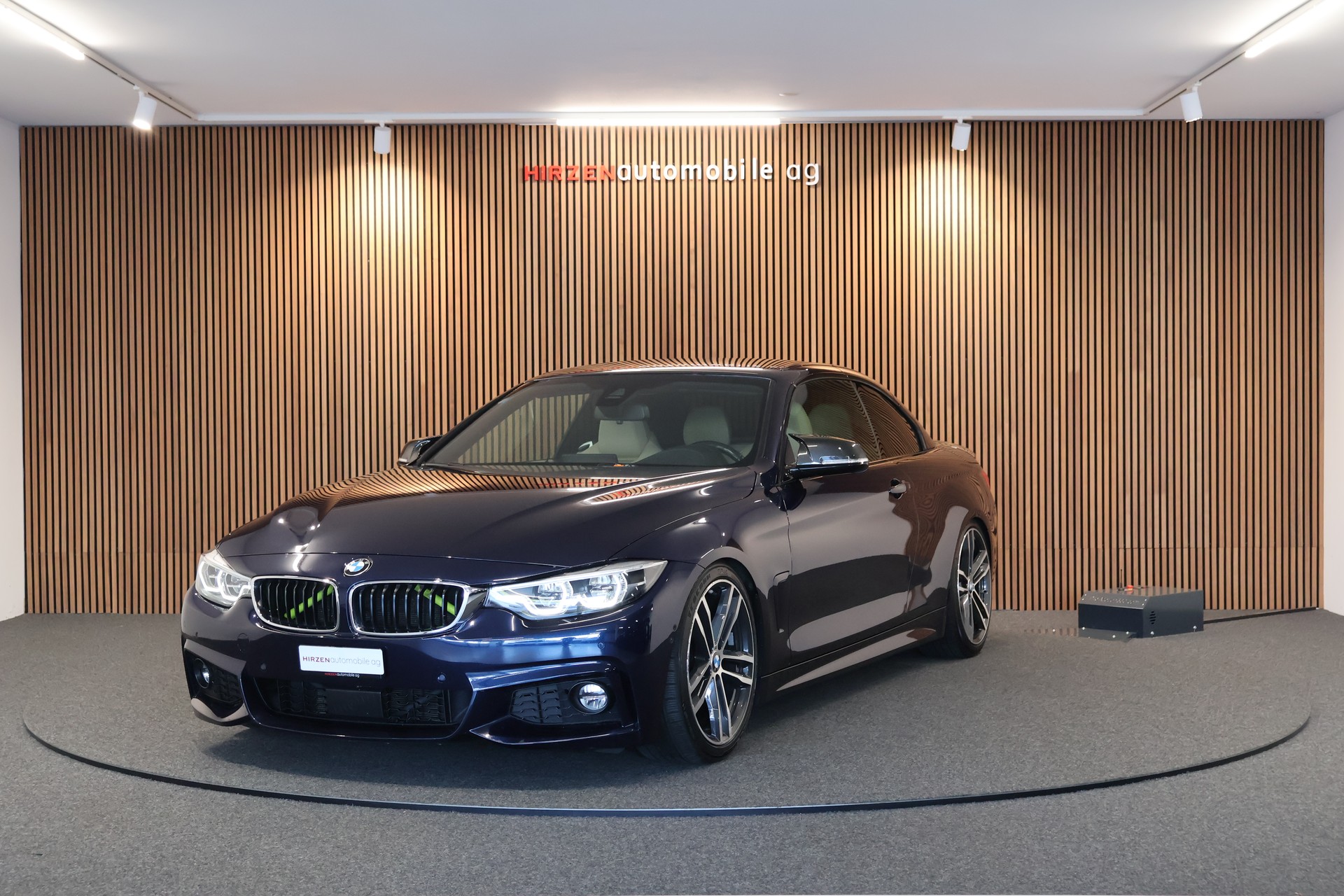 BMW 430i Cabriolet xDrive M Sport Steptronic-showroom-element-1