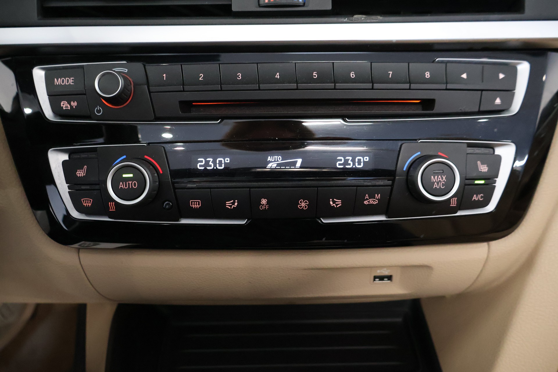 BMW 430i Cabriolet xDrive M Sport Steptronic-image-21