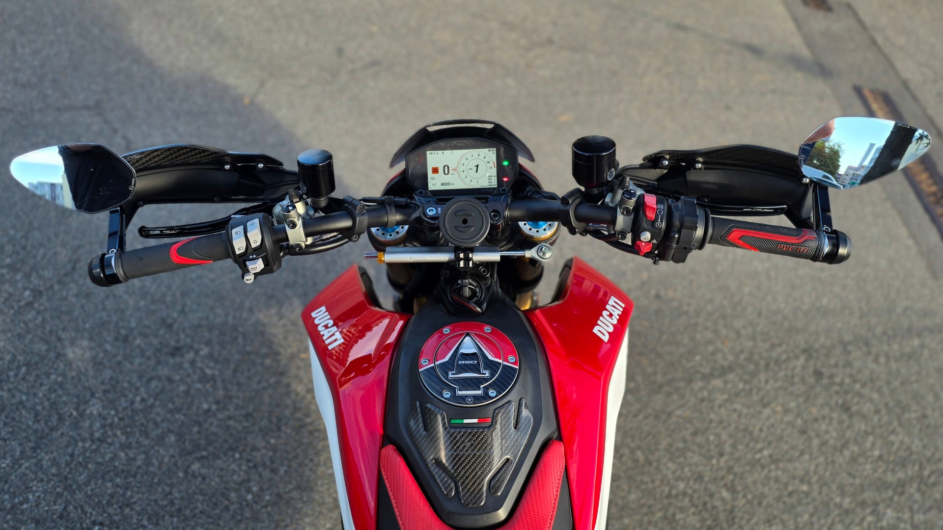 DUCATI Hypermotard 950 SP-image-7