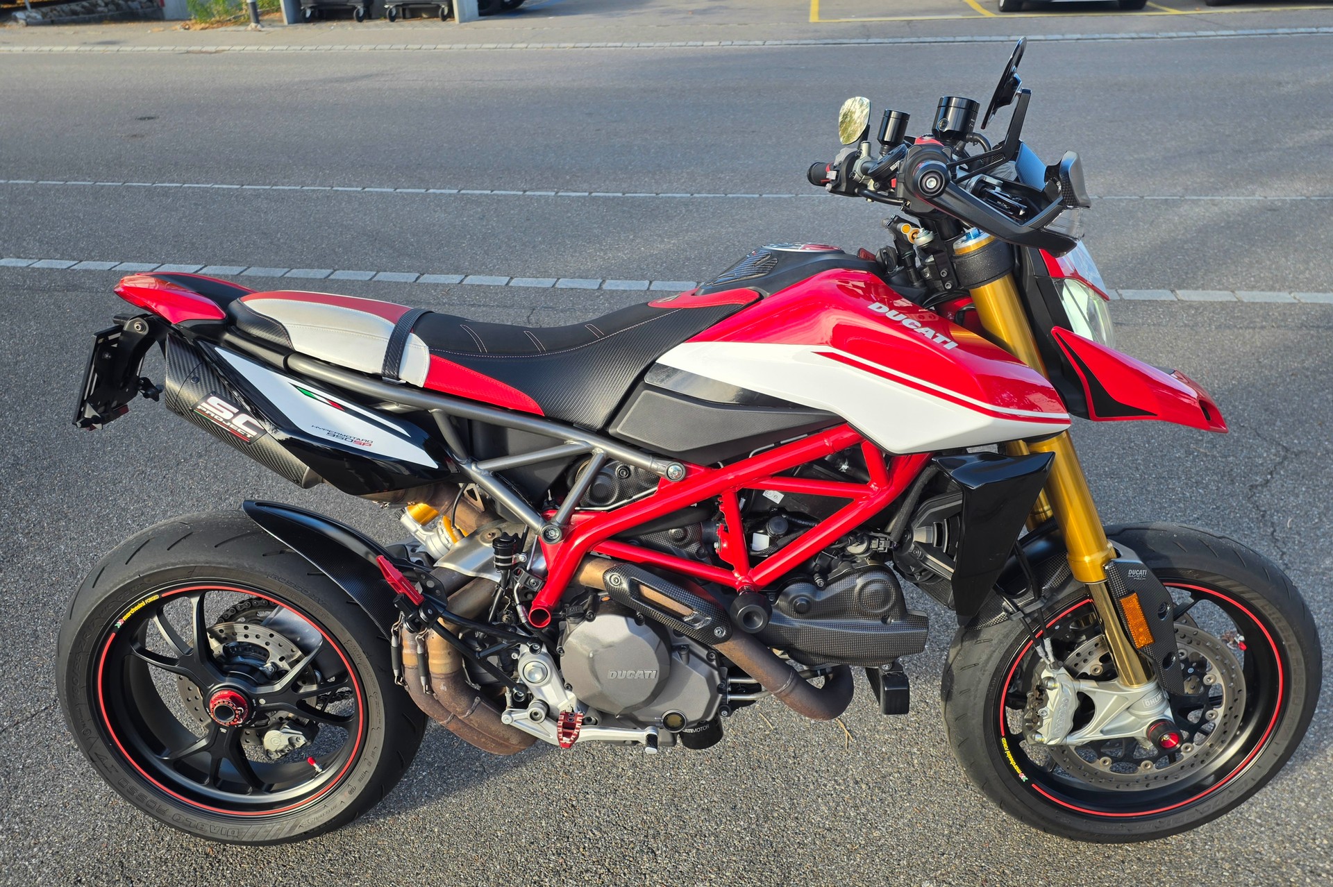 DUCATI Hypermotard 950 SP-image-1