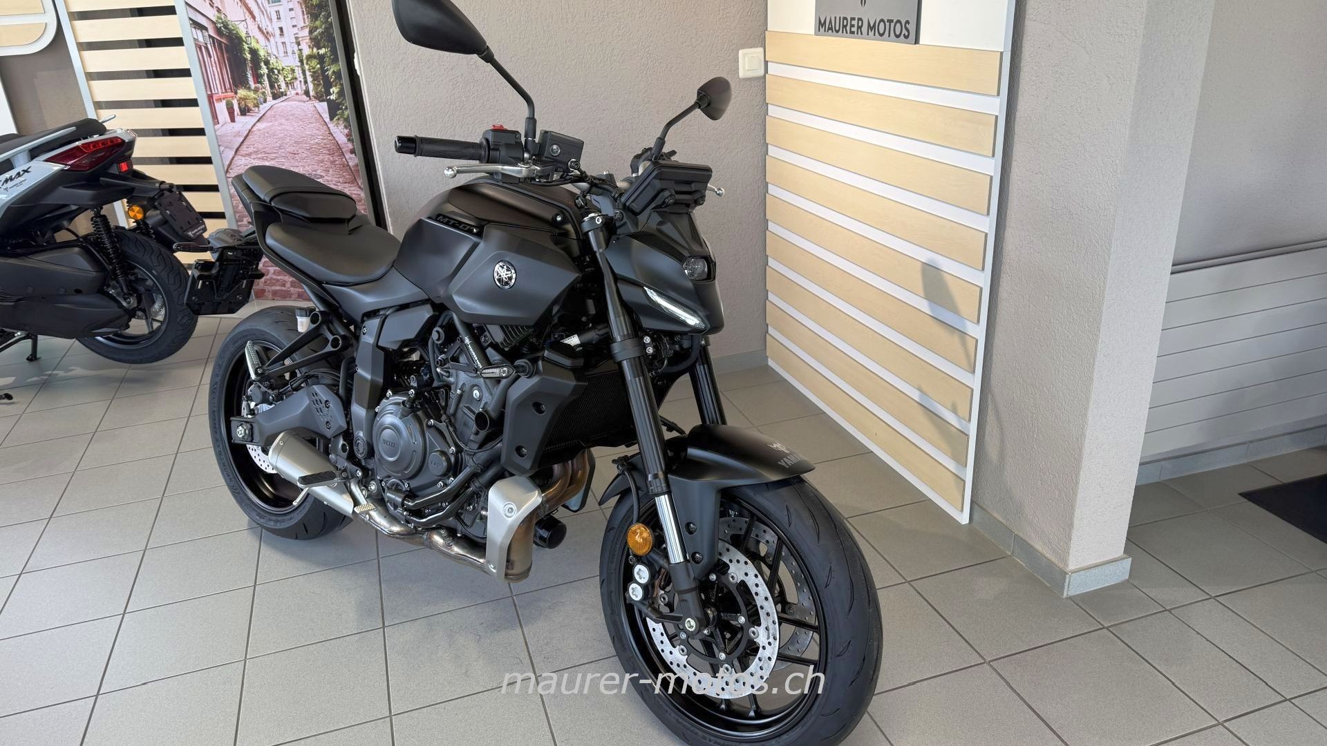 YAMAHA MT 07-image-2