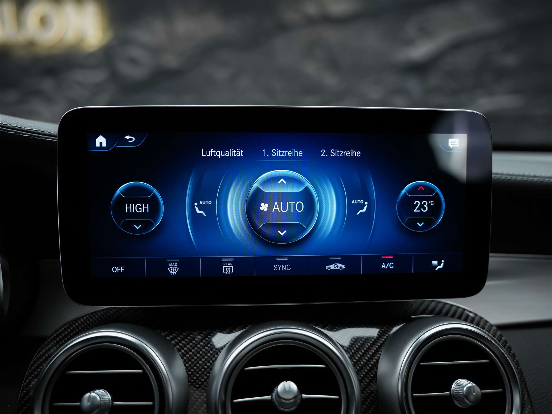MERCEDES-BENZ GLC 63 S AMG 4Matic 9G-Tronic *CH Fahrzeug*Panorama*Sitzbelüftung*Head Up*-image-35