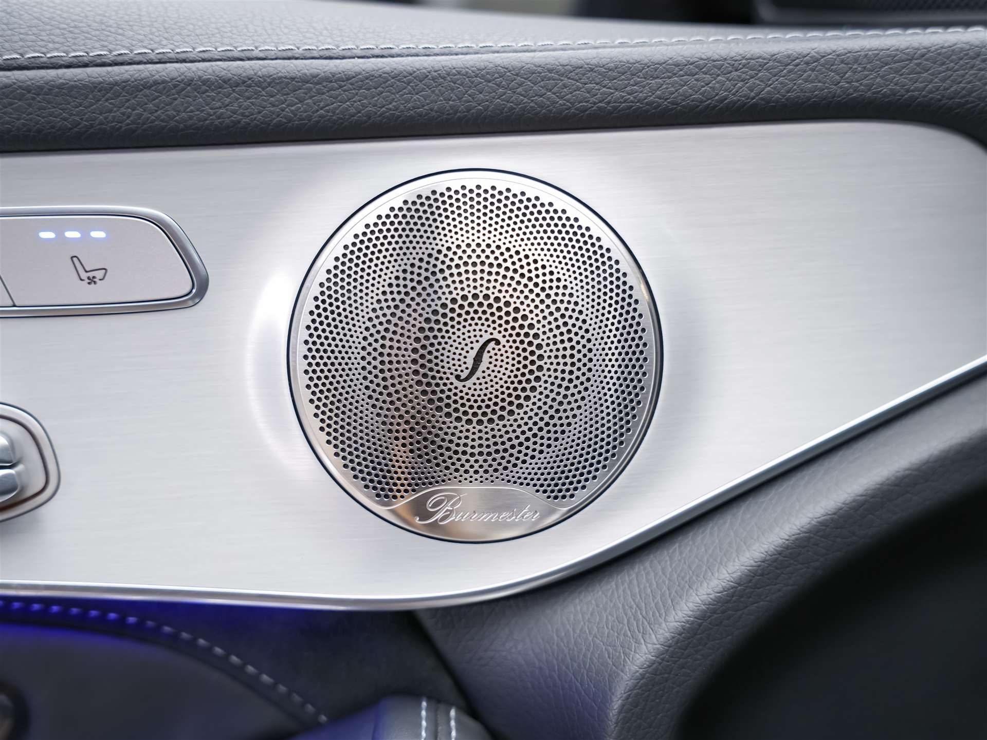 MERCEDES-BENZ GLC 63 S AMG 4Matic 9G-Tronic *CH Fahrzeug*Panorama*Sitzbelüftung*Head Up*-image-28