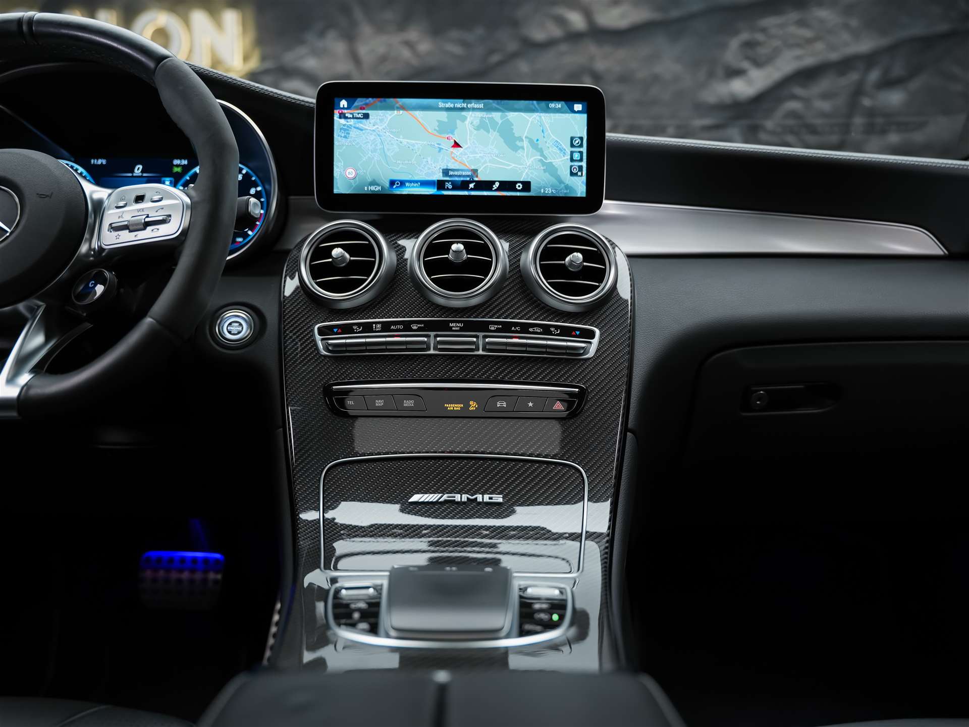 MERCEDES-BENZ GLC 63 S AMG 4Matic 9G-Tronic *CH Fahrzeug*Panorama*Sitzbelüftung*Head Up*-image-23