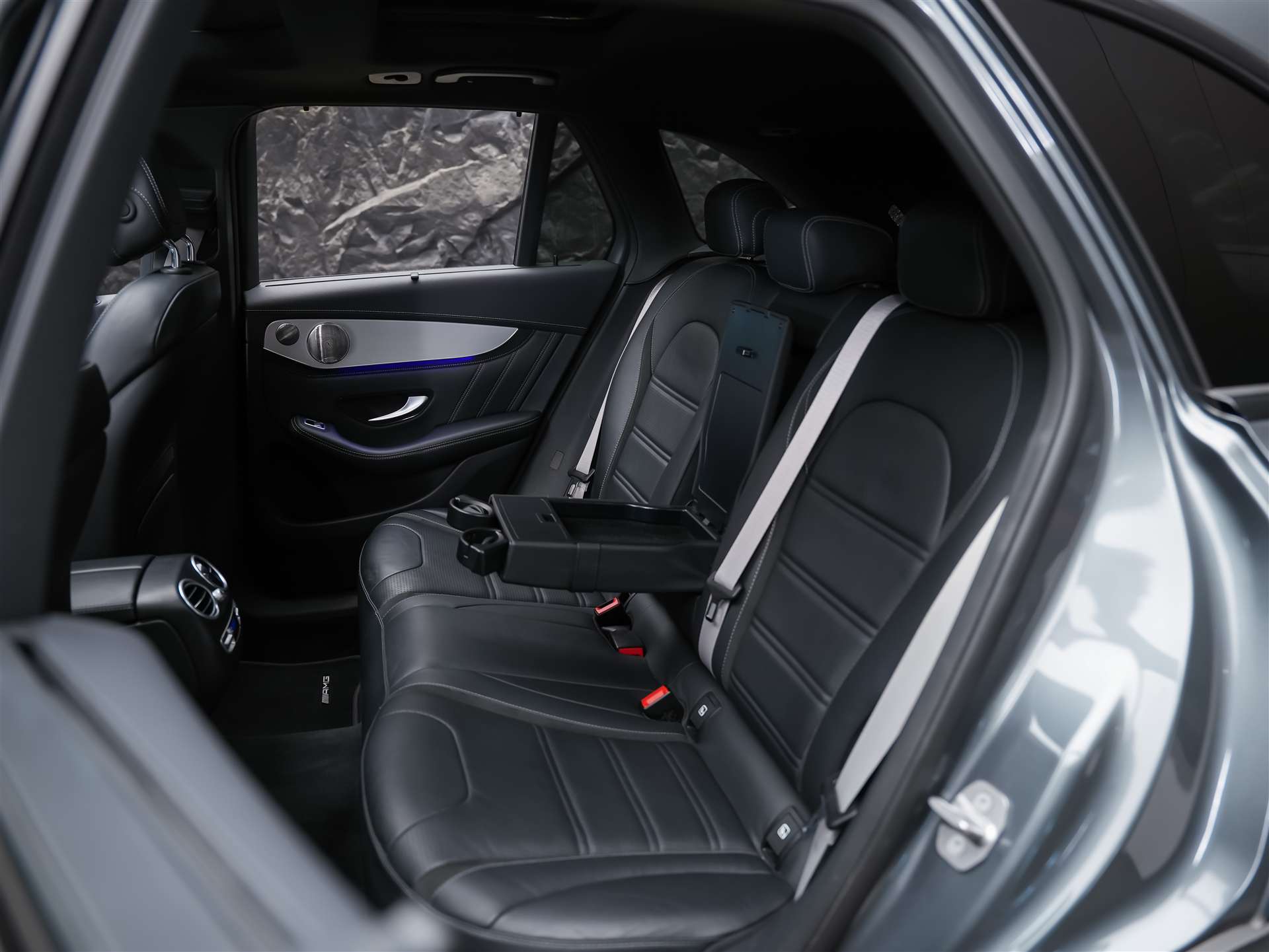 MERCEDES-BENZ GLC 63 S AMG 4Matic 9G-Tronic *CH Fahrzeug*Panorama*Sitzbelüftung*Head Up*-image-16
