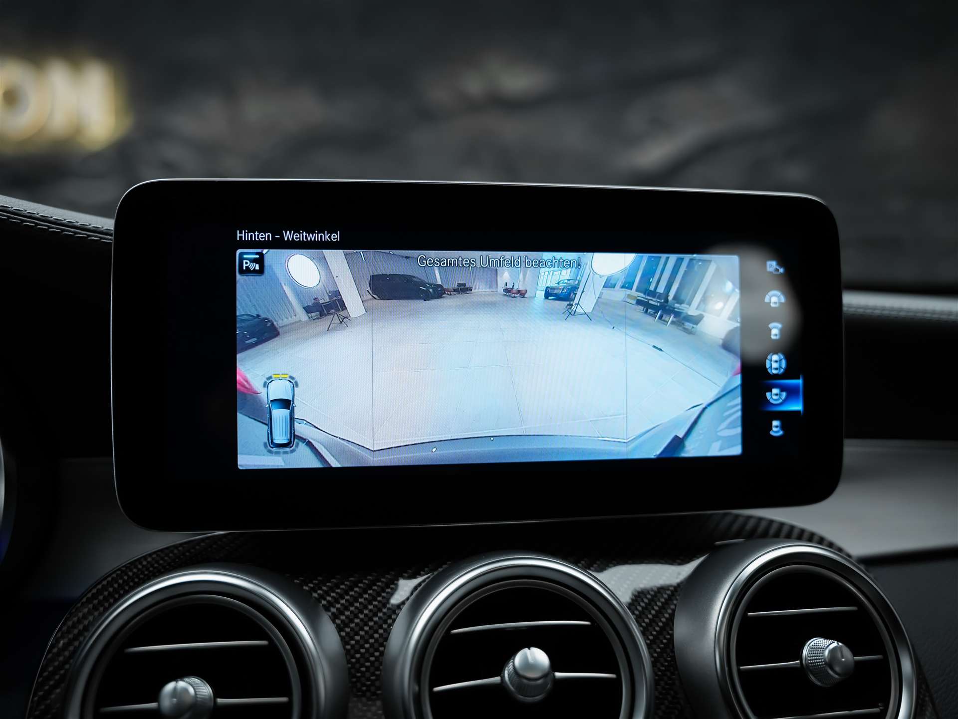 MERCEDES-BENZ GLC 63 S AMG 4Matic 9G-Tronic *CH Fahrzeug*Panorama*Sitzbelüftung*Head Up*-image-49