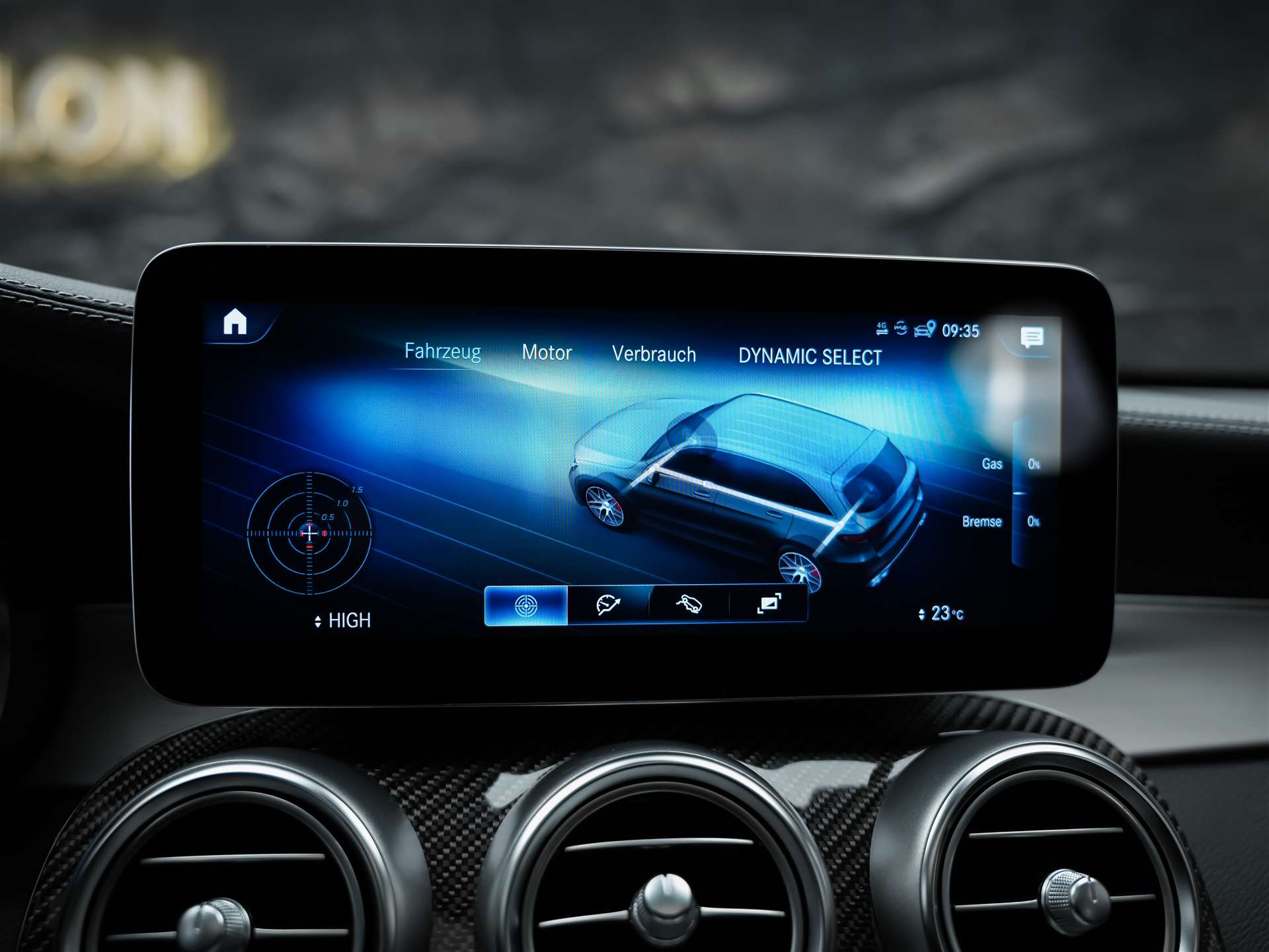 MERCEDES-BENZ GLC 63 S AMG 4Matic 9G-Tronic *CH Fahrzeug*Panorama*Sitzbelüftung*Head Up*-image-39