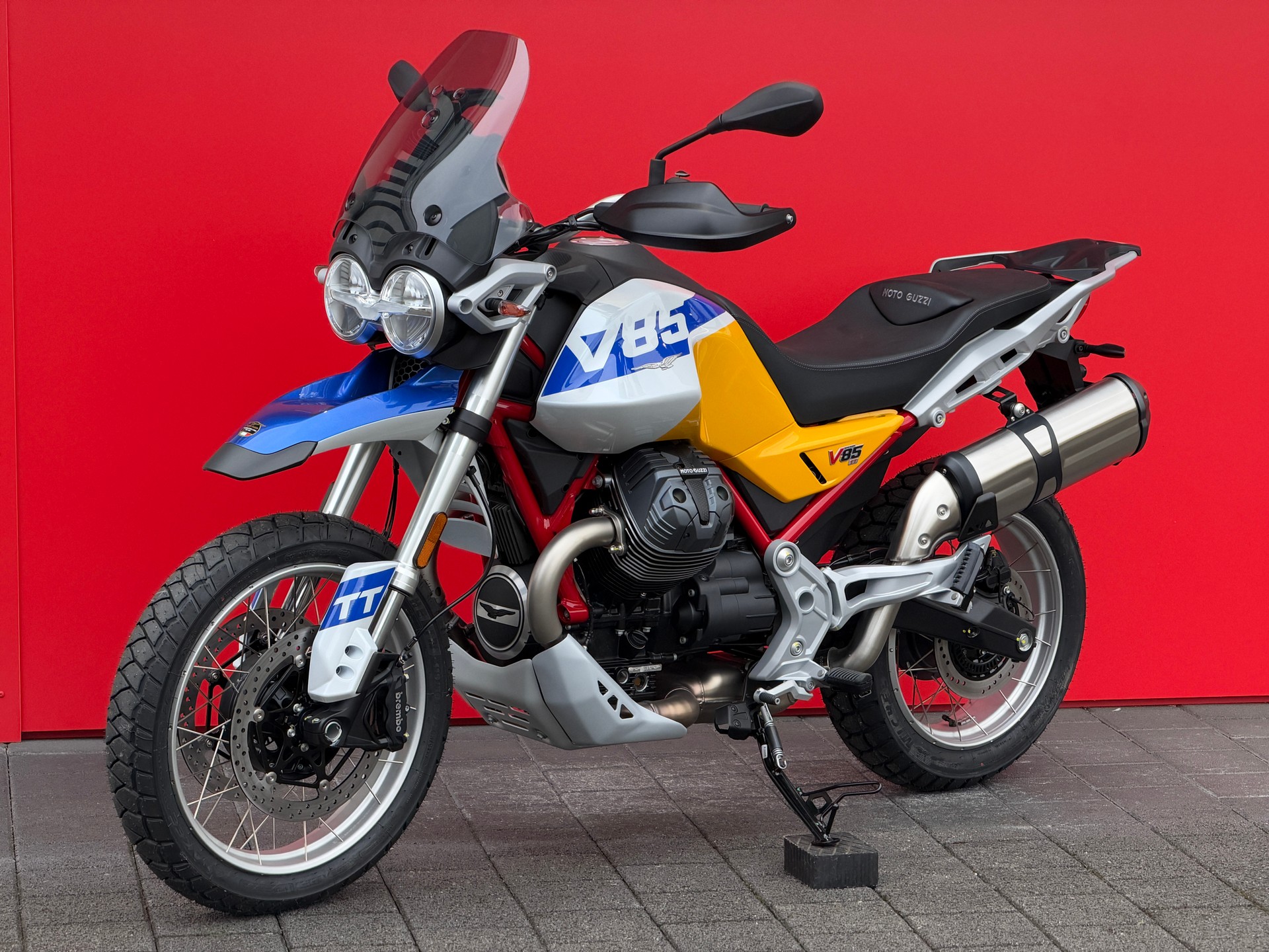 MOTO GUZZI V85 TT E5+ (35kW)-image-3