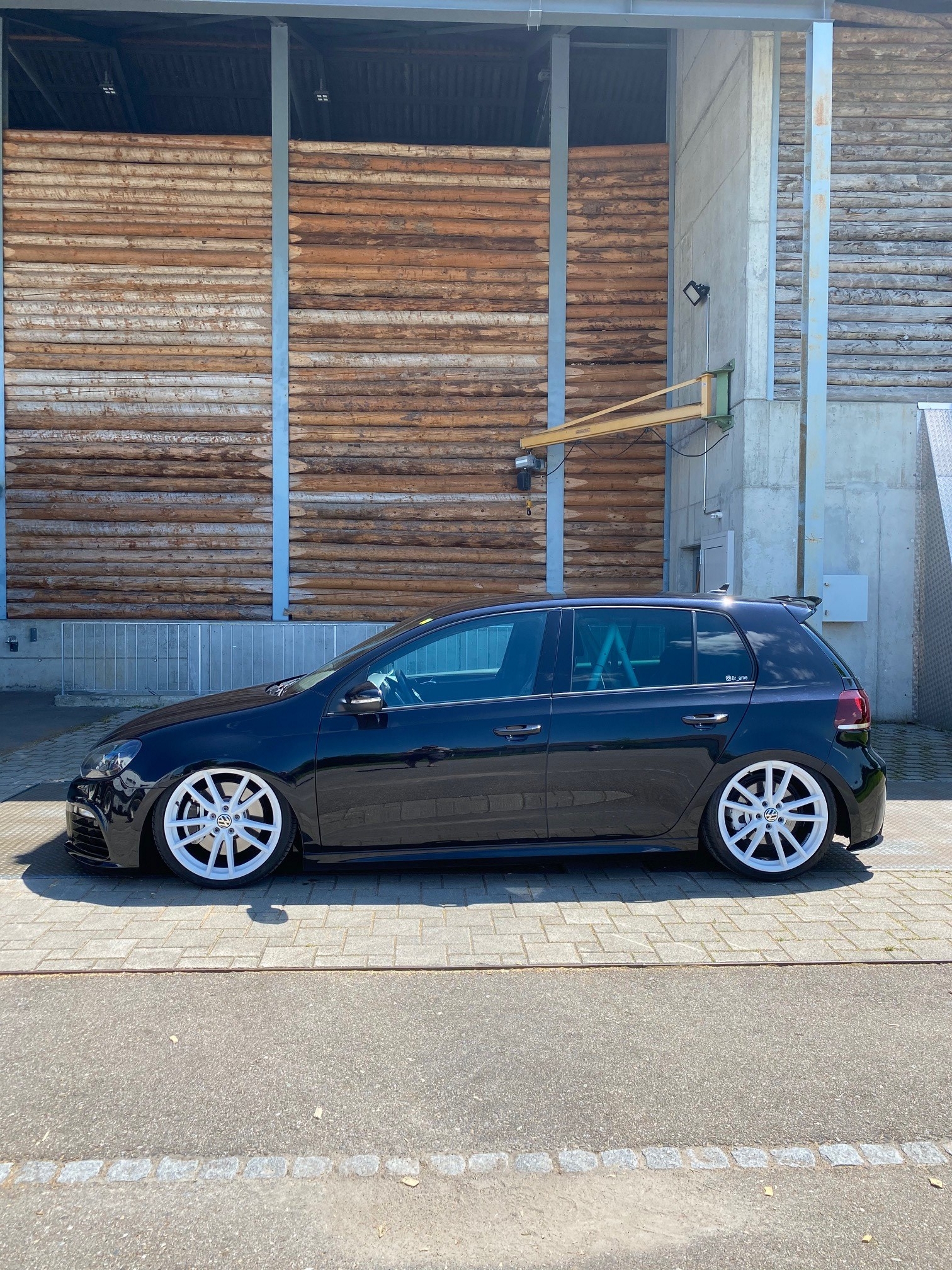 VW Golf 2.0 TSI R 4Motion DSG-showroom-element-3