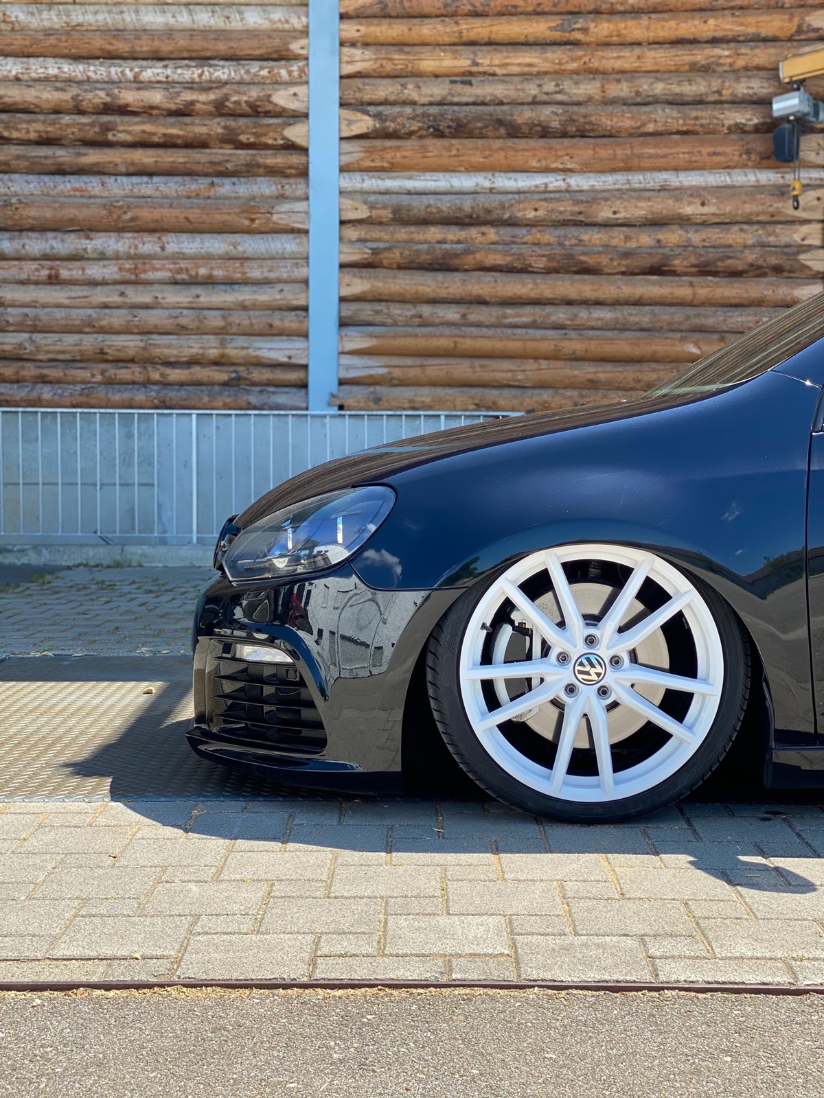VW Golf 2.0 TSI R 4Motion DSG-image-8