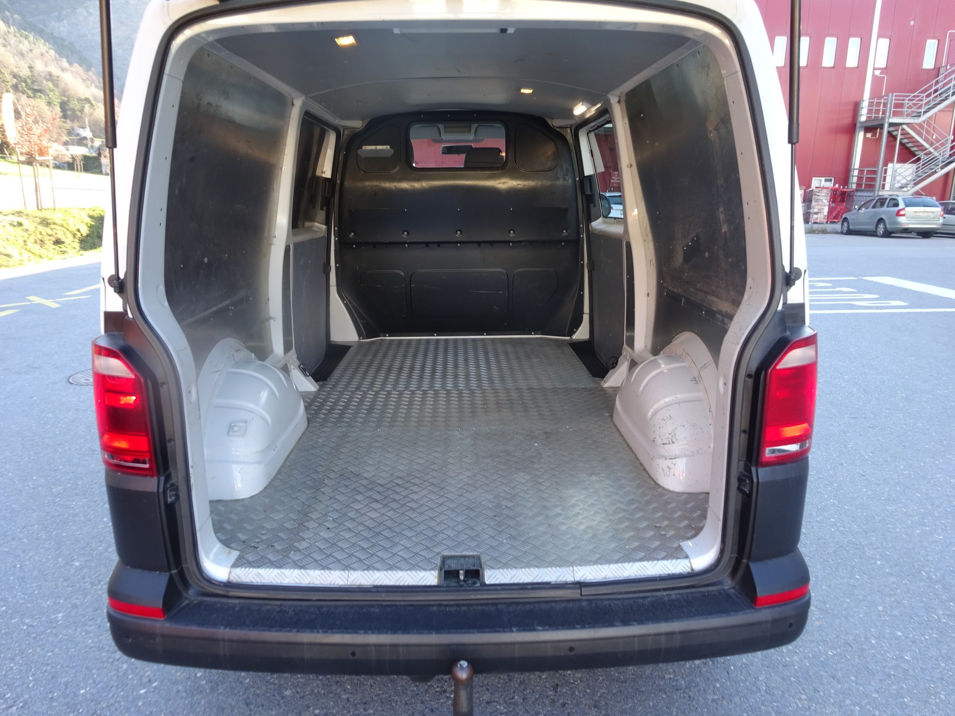 VW T6 2.0 TDI 4Motion-image-21
