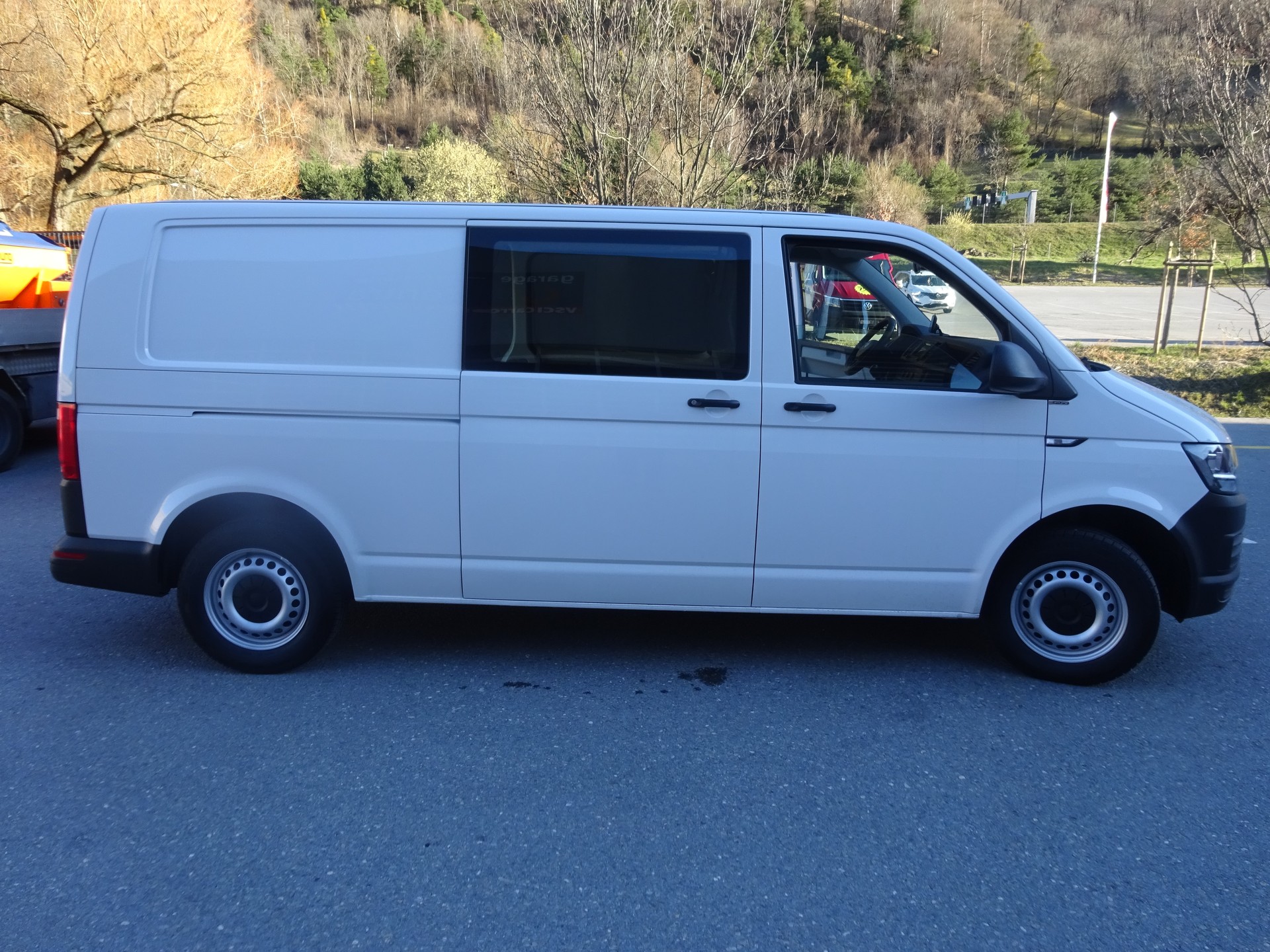 VW T6 2.0 TDI 4Motion-showroom-element-3