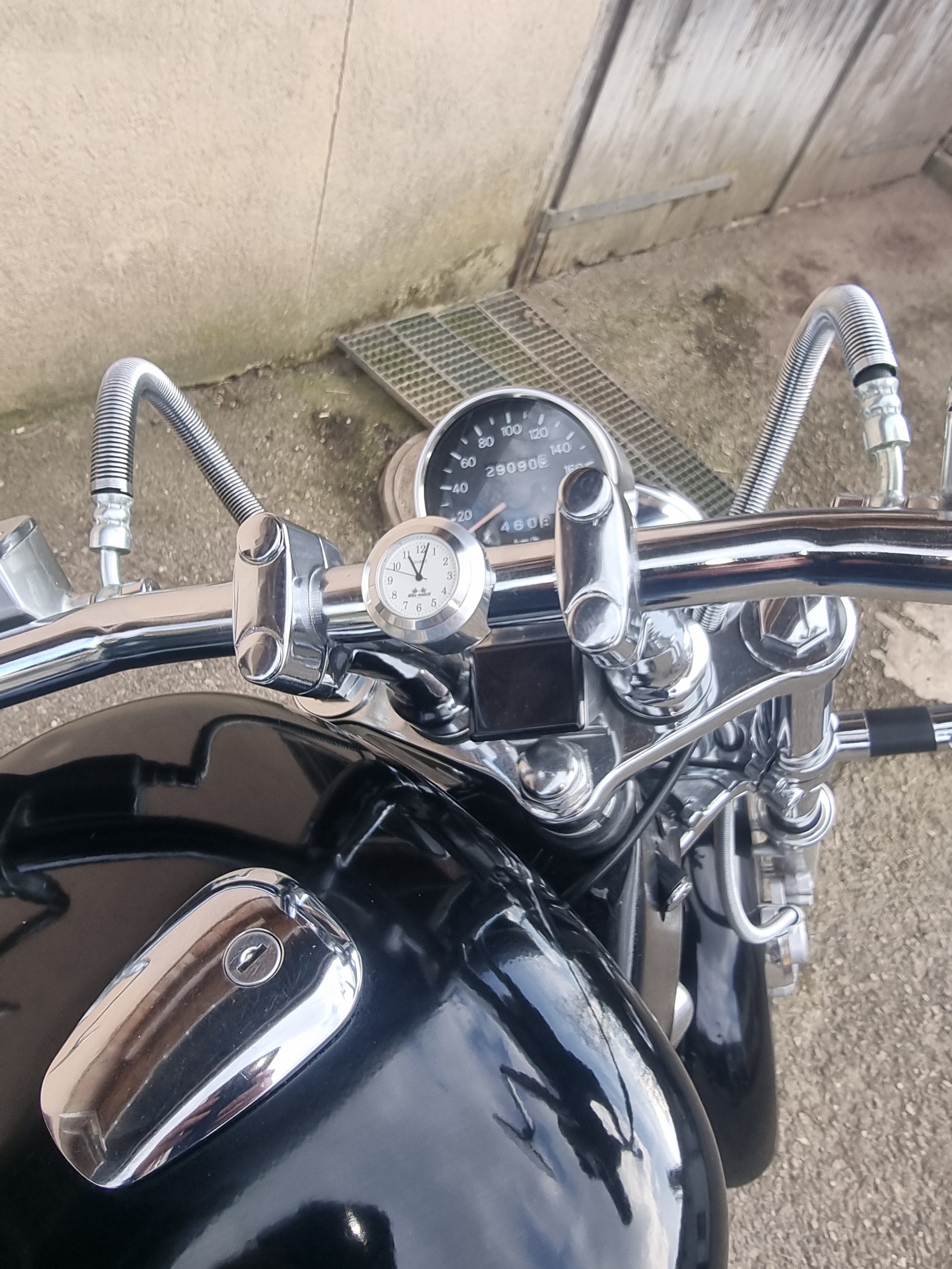 SUZUKI VS 1400 GLP Intruder-image-4