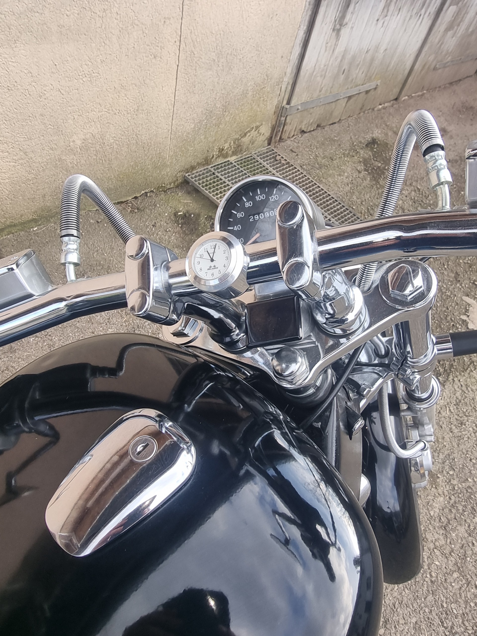 SUZUKI VS 1400 GLP Intruder-image-8