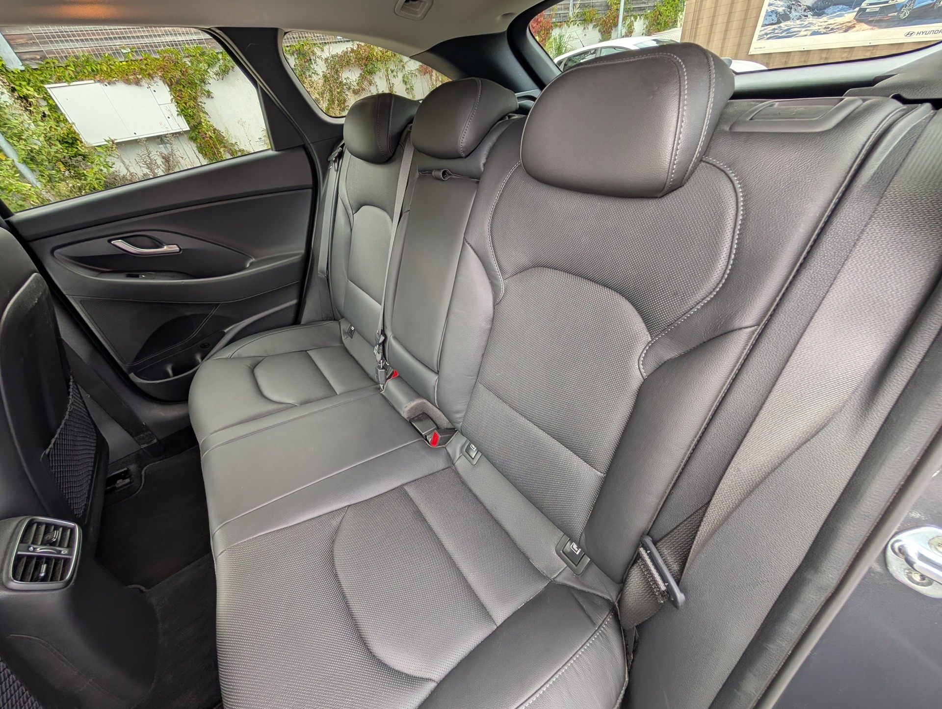 HYUNDAI i30 Wagon 1.5 T-GDi Vertex 48V MH DCT-image-6
