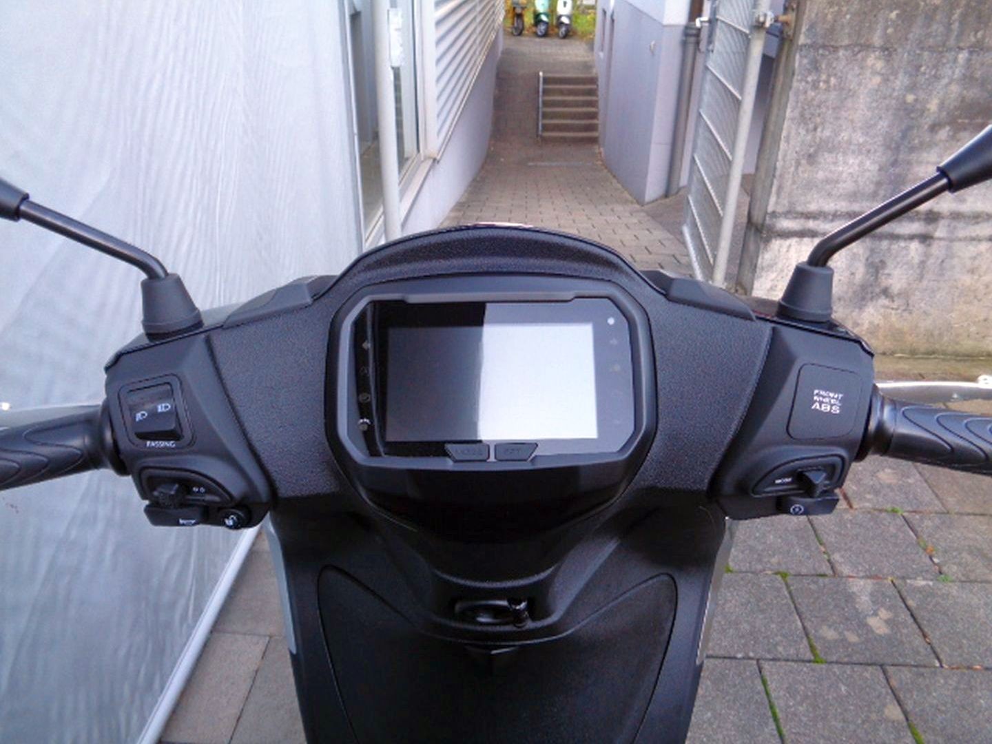 PIAGGIO LIBERTY 125 ABS E5-image-8