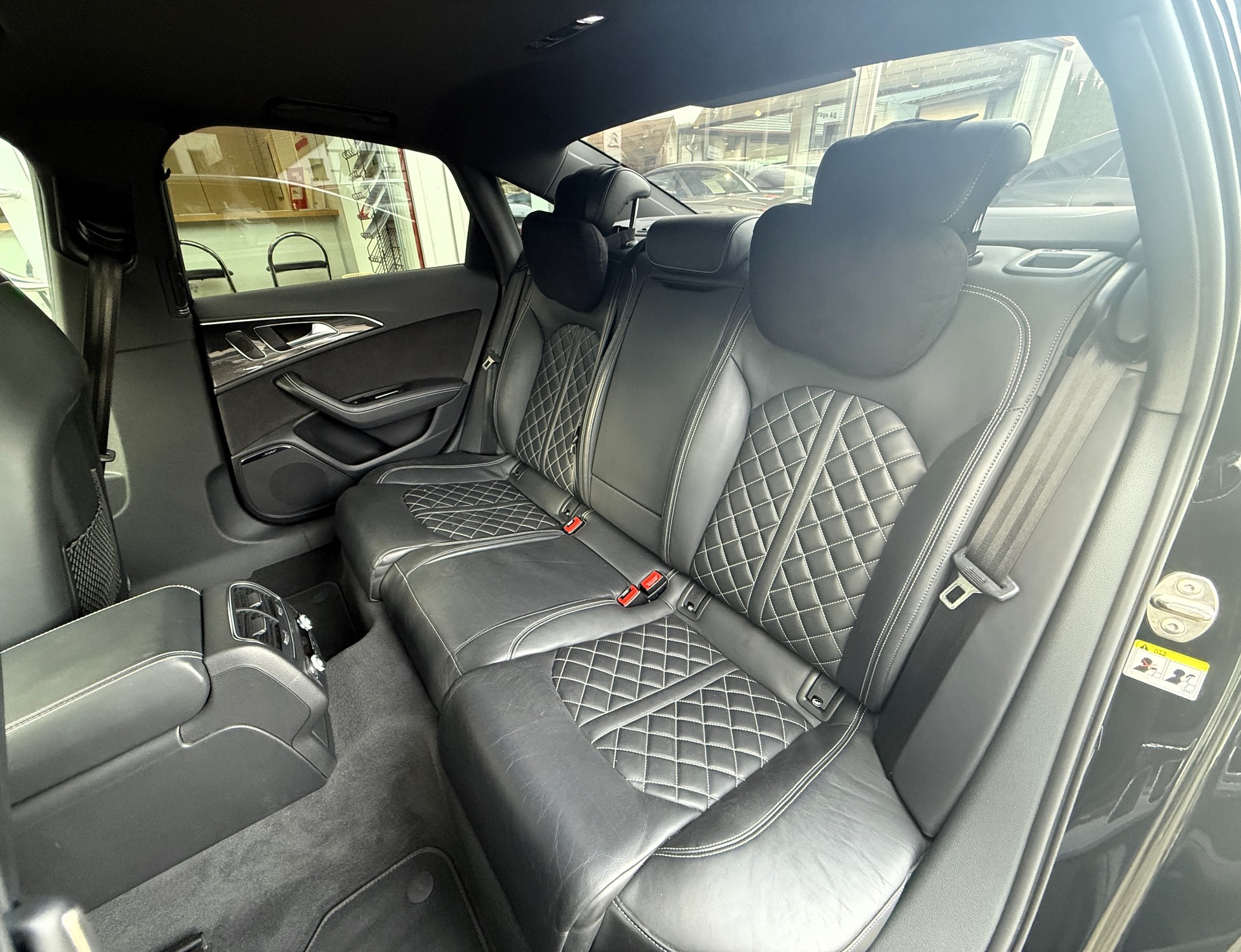 AUDI S6 Limousine 4.0 TFSI V8 quattro S-tronic-image-10