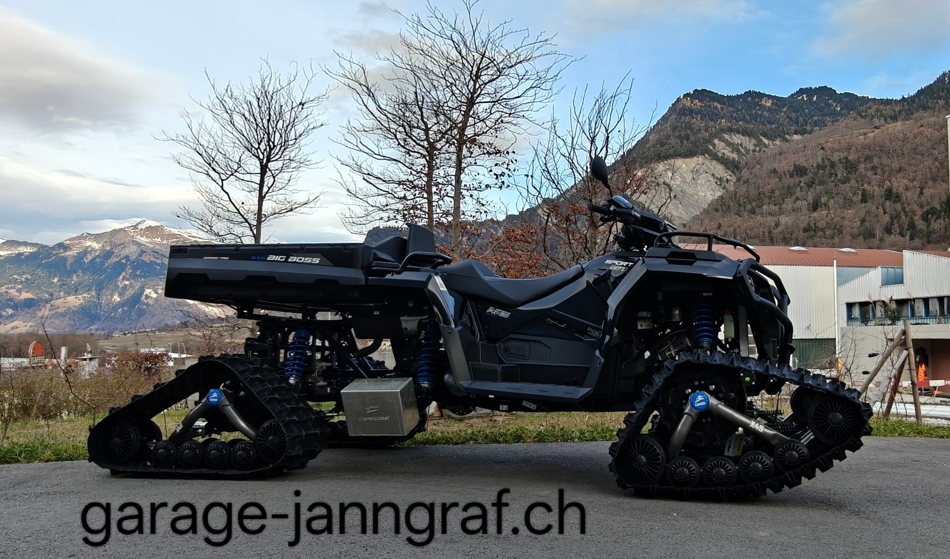 POLARIS 6 × 6 mit Raupenkit und Räder-showroom-element-3