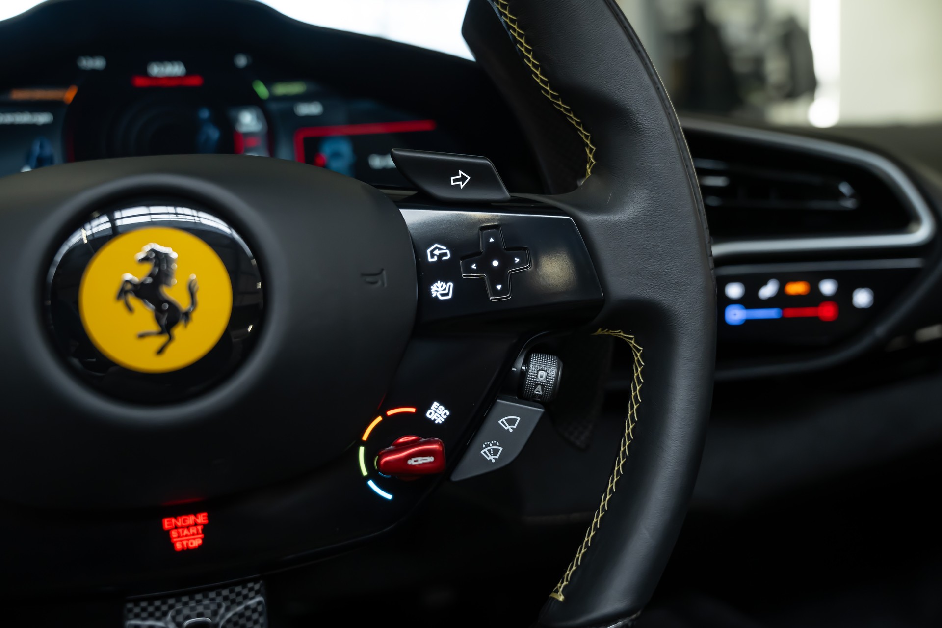 FERRARI * 296 GTS * SCHWARZ/SCHWARZ * PPF GANZES AUTO * LEASING AB 1390.- *-image-23