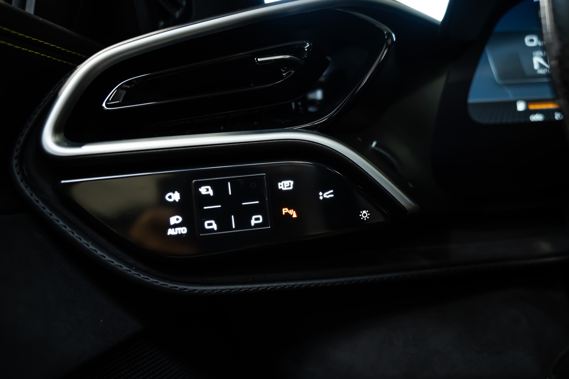 FERRARI * 296 GTS * SCHWARZ/SCHWARZ * PPF GANZES AUTO * LEASING AB 1390.- *-image-24