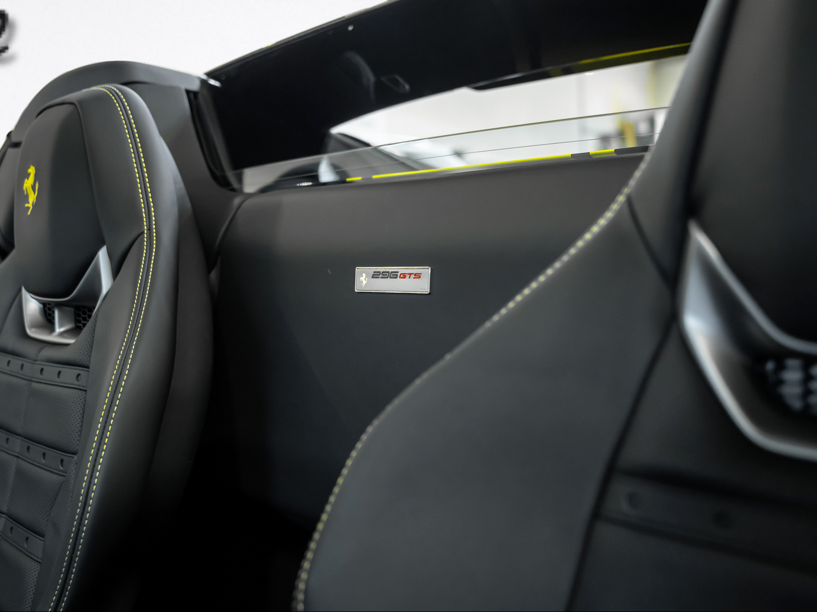 FERRARI * 296 GTS * SCHWARZ/SCHWARZ * PPF GANZES AUTO * LEASING AB 1390.- *-image-13