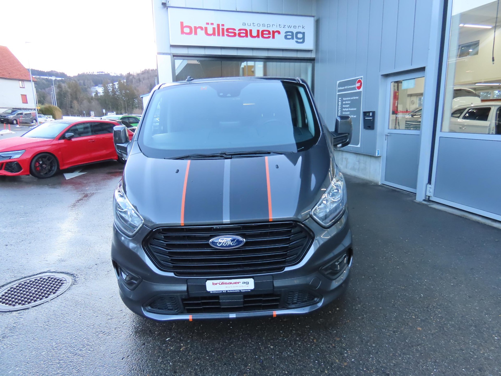 FORD Tourneo C Bus 320 L1 2.0 TDCi 185 Sport-showroom-element-1